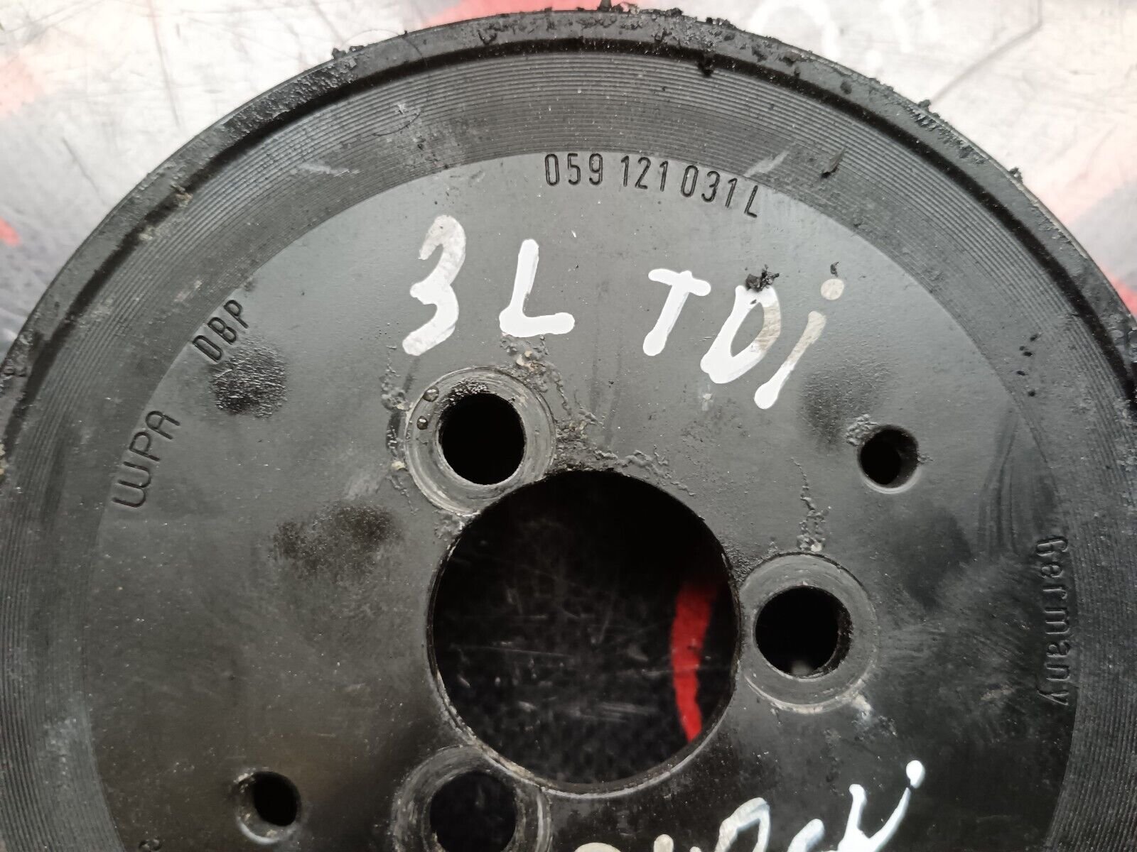 POULIE DE POIMPE A EAU AUDI A5 3.0TDI 245CH REFERENCE: 059121031