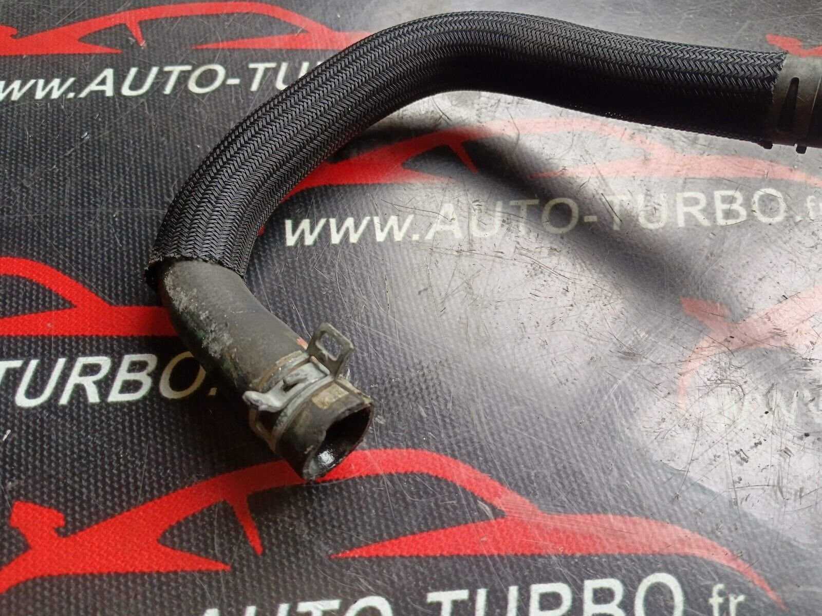 TUYAU CONDUIT PEUGEOT 2008 1.6eHDI 96CH REFERENCE: 9802570580