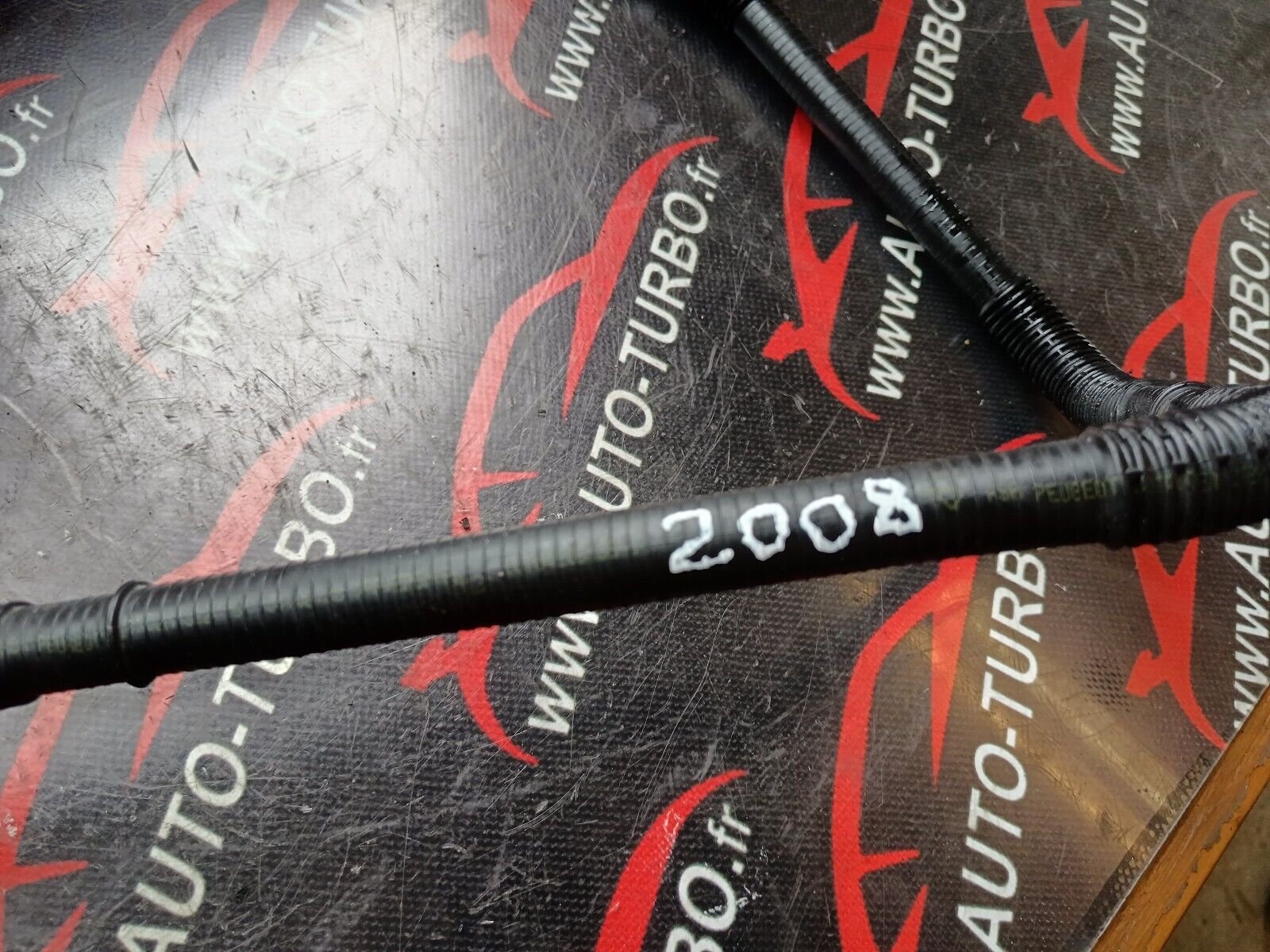 TUYAU CONDUIT PEUGEOT 2008 1.6eHDI 96CH REFERENCE: 9802570580