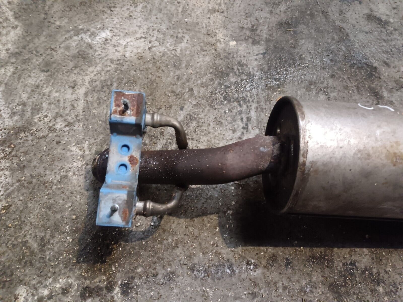 ECHAPPEMENT SILENCIEUX INTERMEDIAIRE CITROEN C4 REFERENCE: 27640599