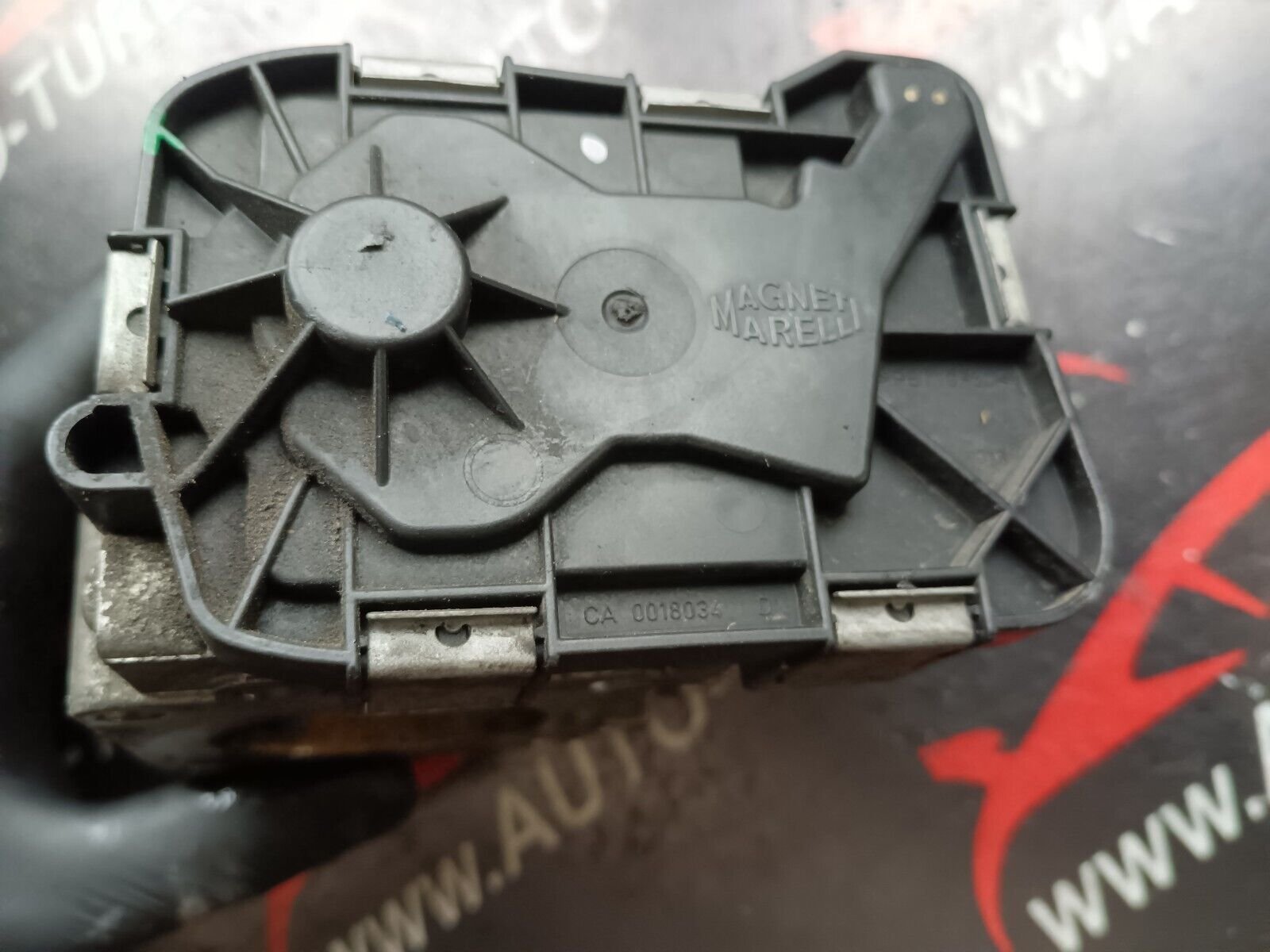 BOITIER PAPILLON FIAT 350 1.2 ESSENCE REFERENCE:0018034