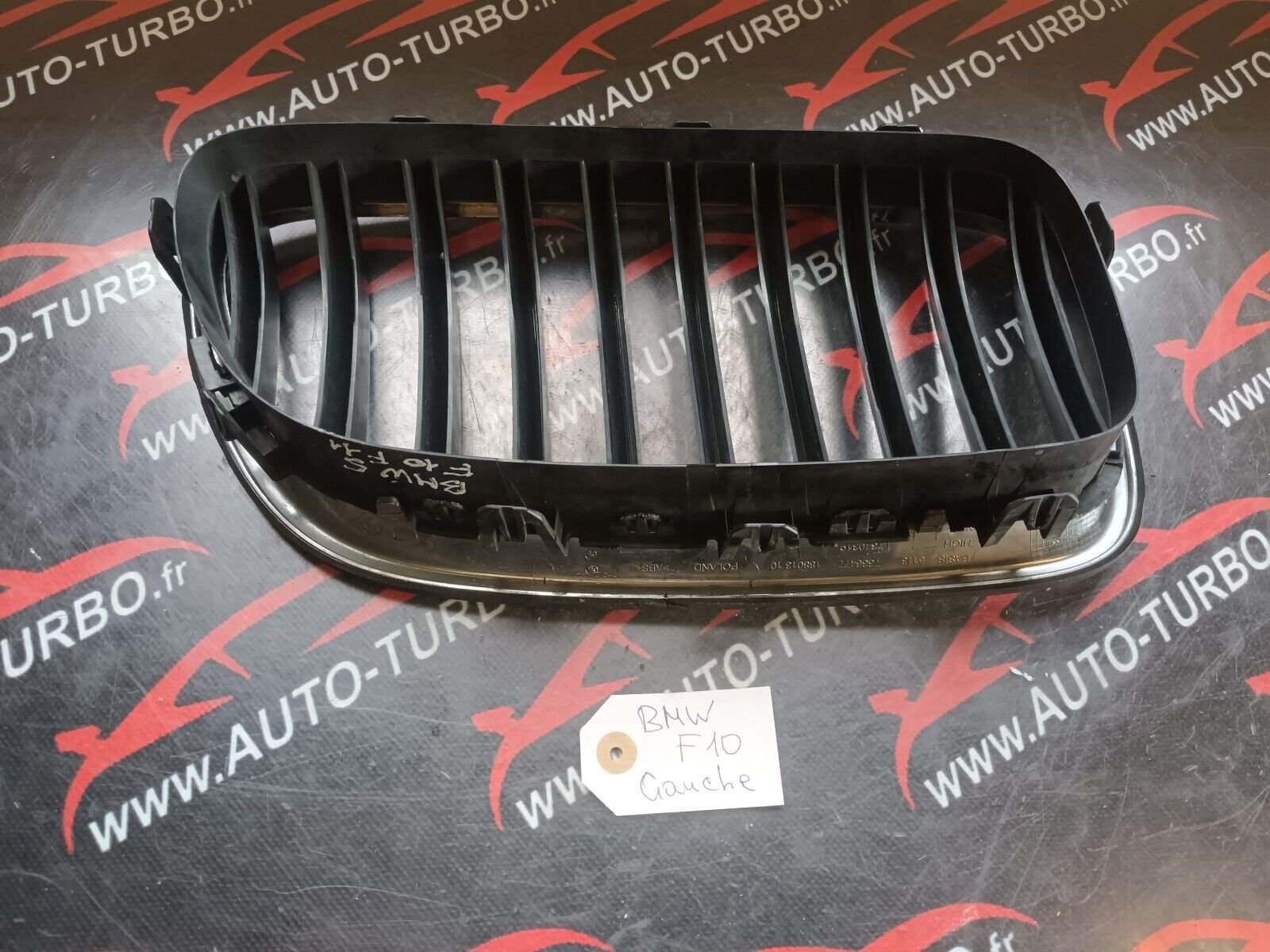 GRILLE CALANDRE GAUCHE BMW F10 REFERENCE: 7336477
