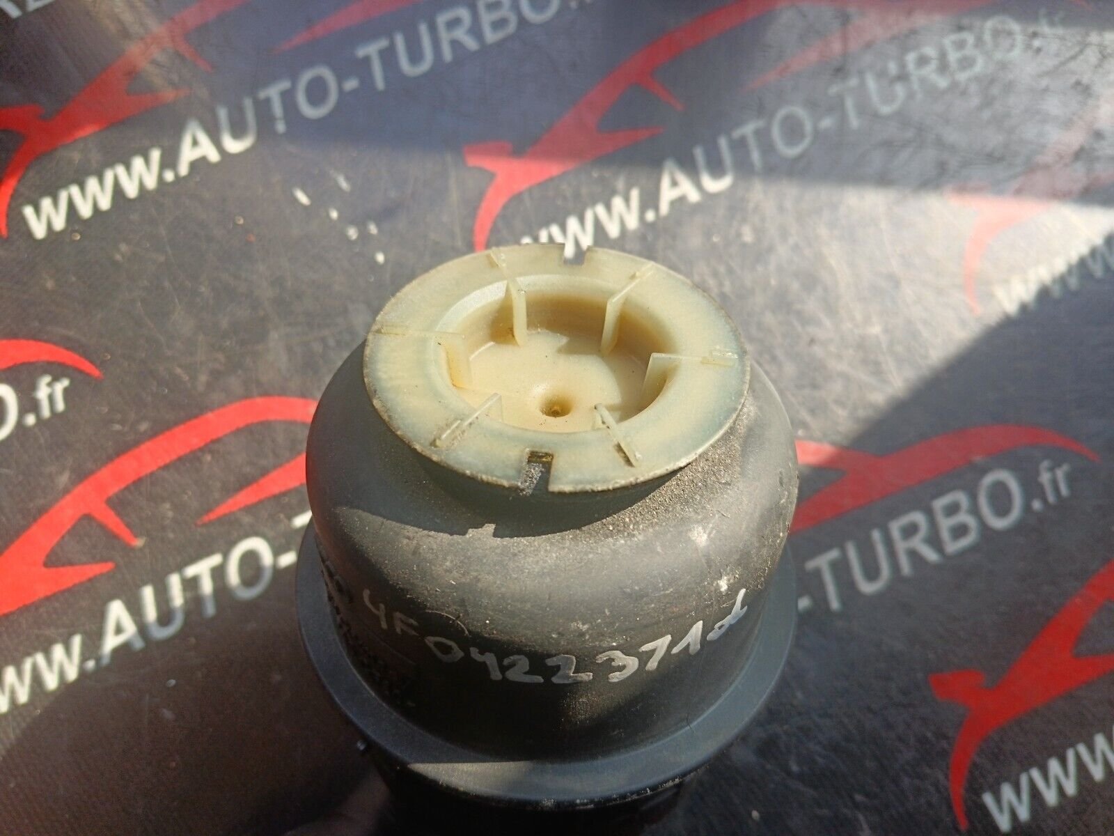 RESERVOIR POMPE DIRECTION AUDI A5 3.0TDI 245CH REFERENCE: 4F0422371D