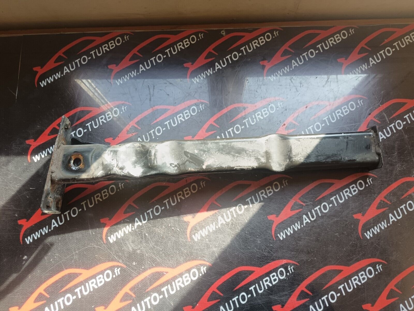 DEMI BERCEAU AVANT DROIT CITROEN C4