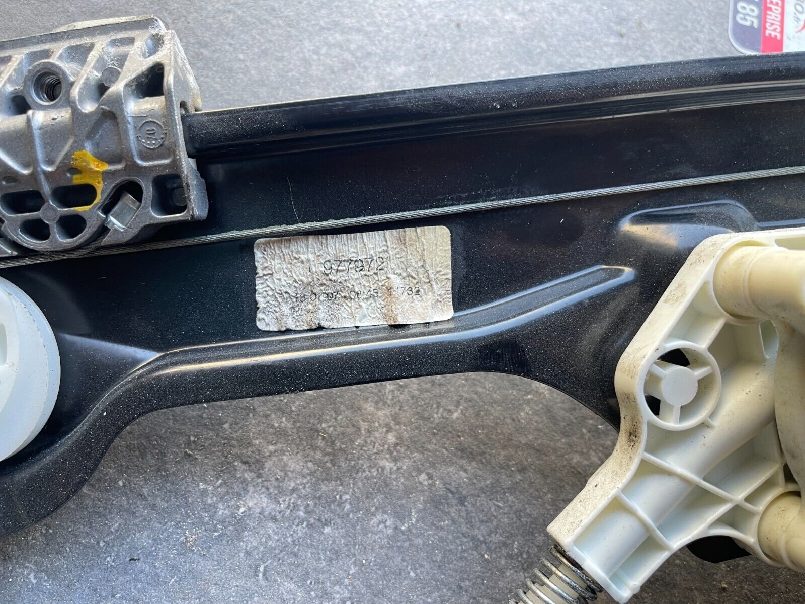 SYSTEME LEVE VITRE AVANT DROIT BMW E60 E61 REFERENCE: 7184742