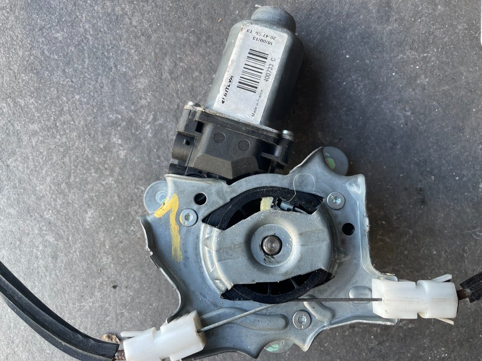 SYSTEME LEVE VITRE AVANT GAUCHE RENAULT CLIO II REFERENCE: 114145