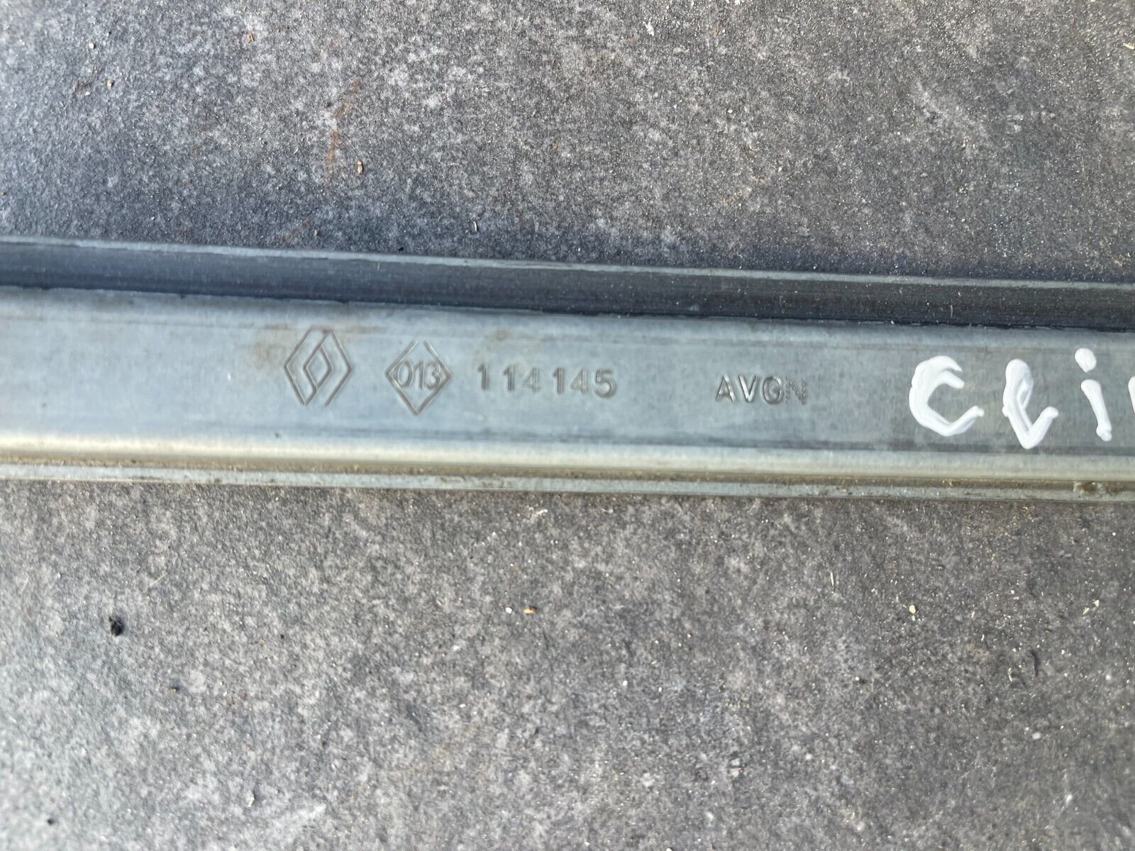 SYSTEME LEVE VITRE AVANT GAUCHE RENAULT CLIO II REFERENCE: 114145