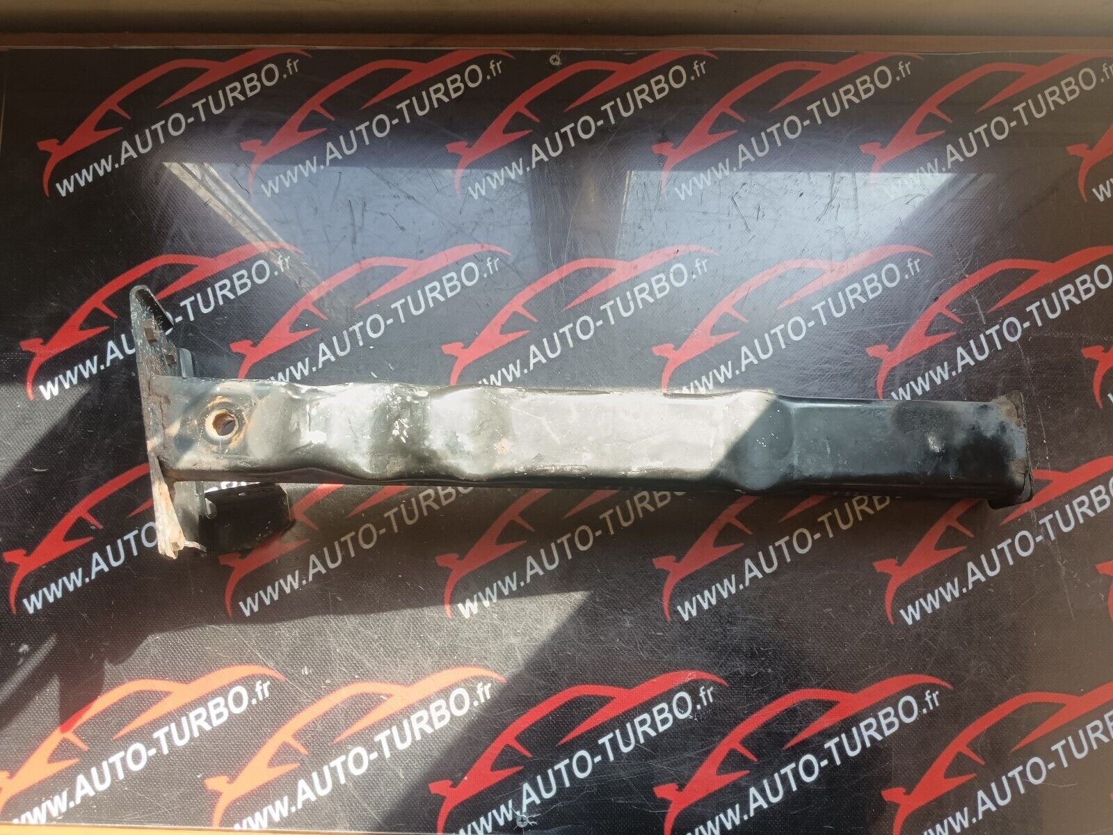 DEMI BERCEAU AVANT GAUCHE CITROEN C4