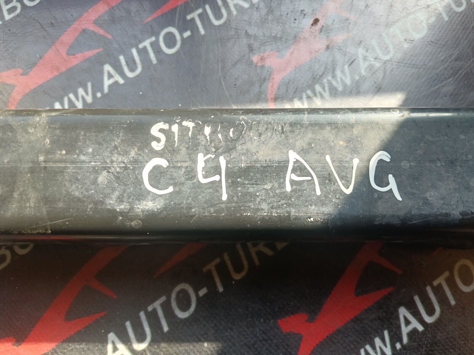 DEMI BERCEAU AVANT GAUCHE CITROEN C4