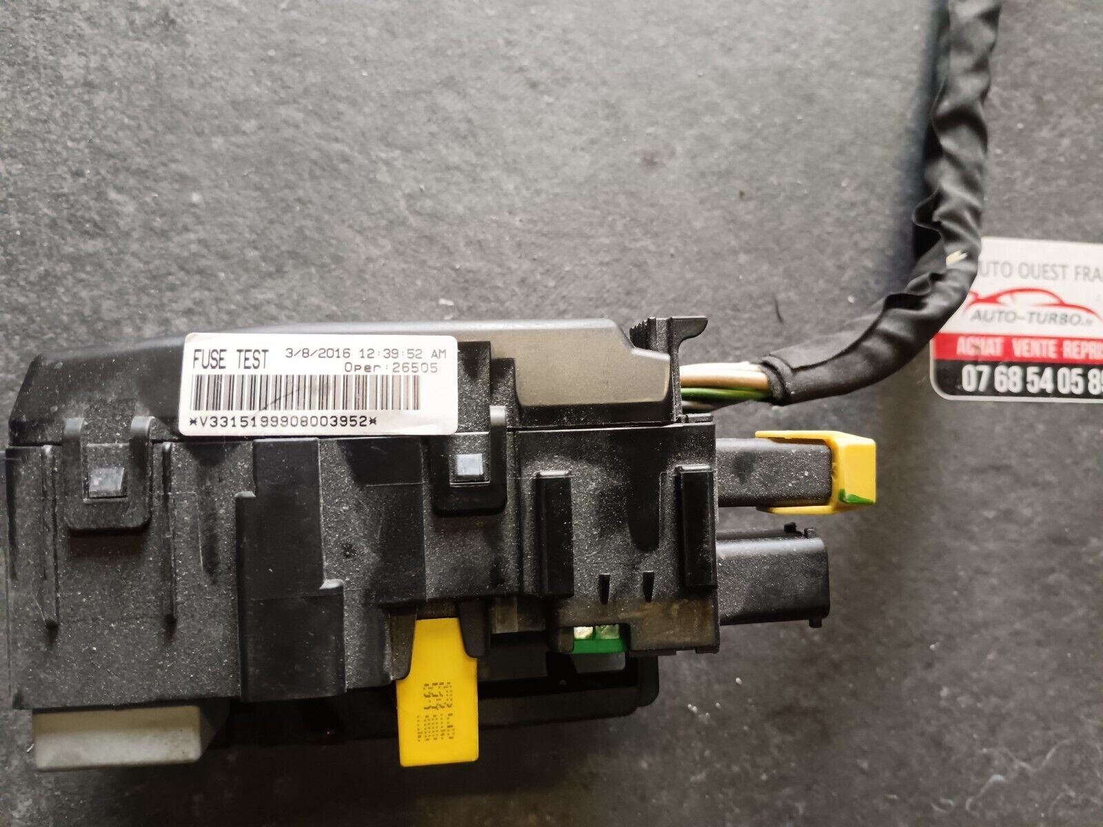 BOITIER FUSIBLES PSA BLUEHDI PEUGEOT 308II SW REFERENCE: 9806192580