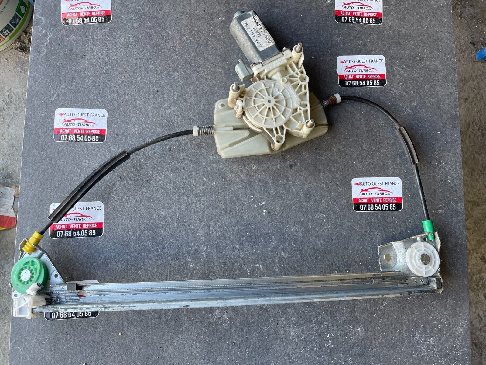 SYSTEME LEVE VITRE AVANT DROIT PEUGEOT 406 REFERENCE: 9642176580