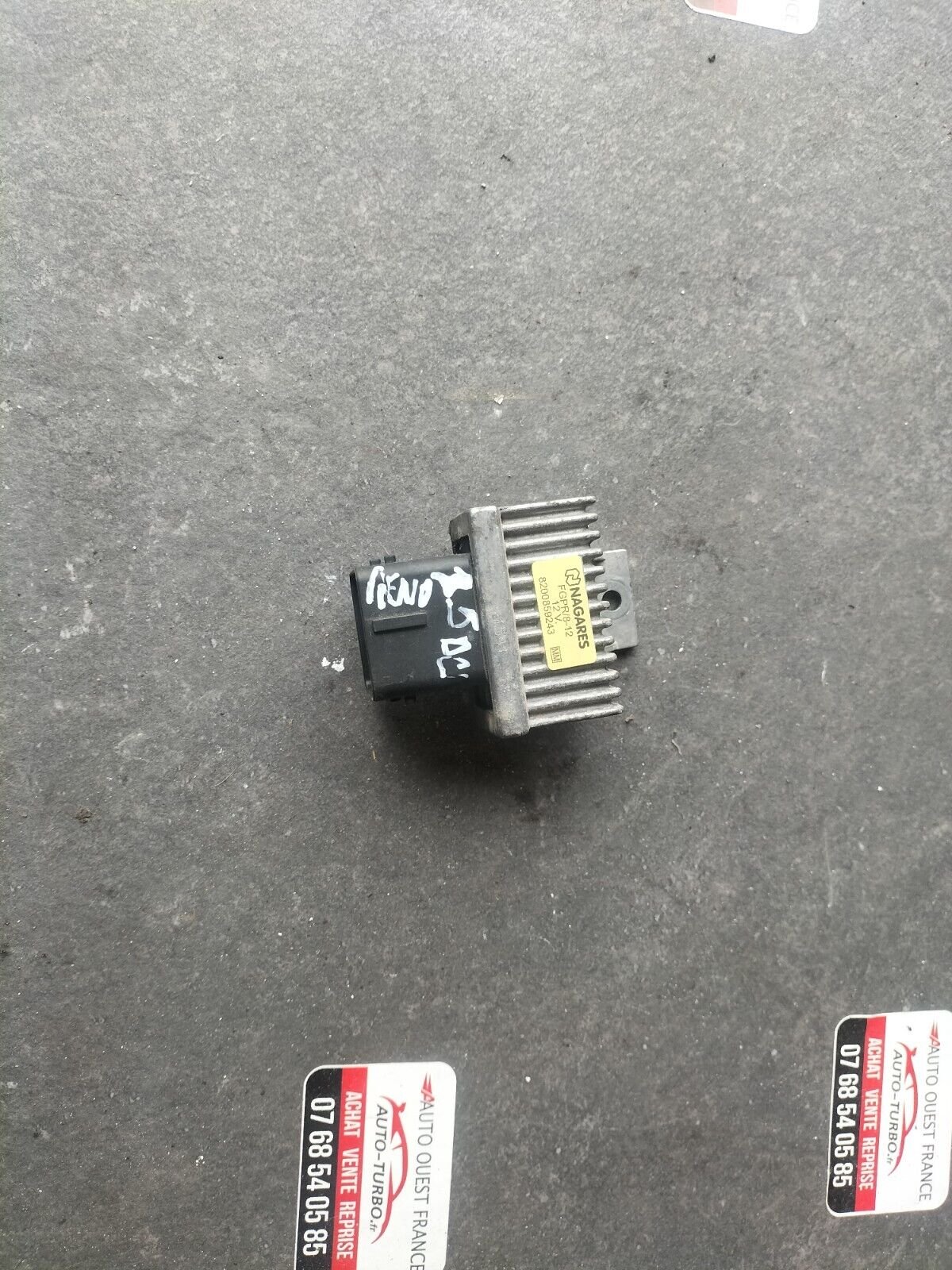 BOITIER DE PRECHAUFFAGE RENAULT NISSAN REFERENCE: 8200859243