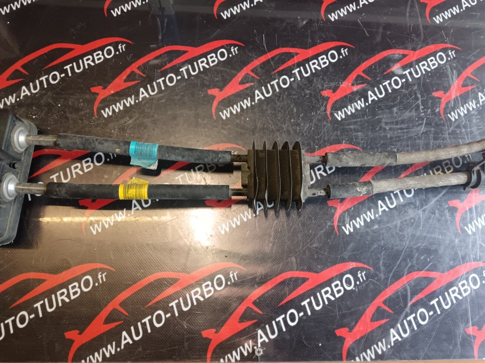 LEVIER DE VITESSE PEUGEOT 308SW 2 REFERENCE: 9806936580