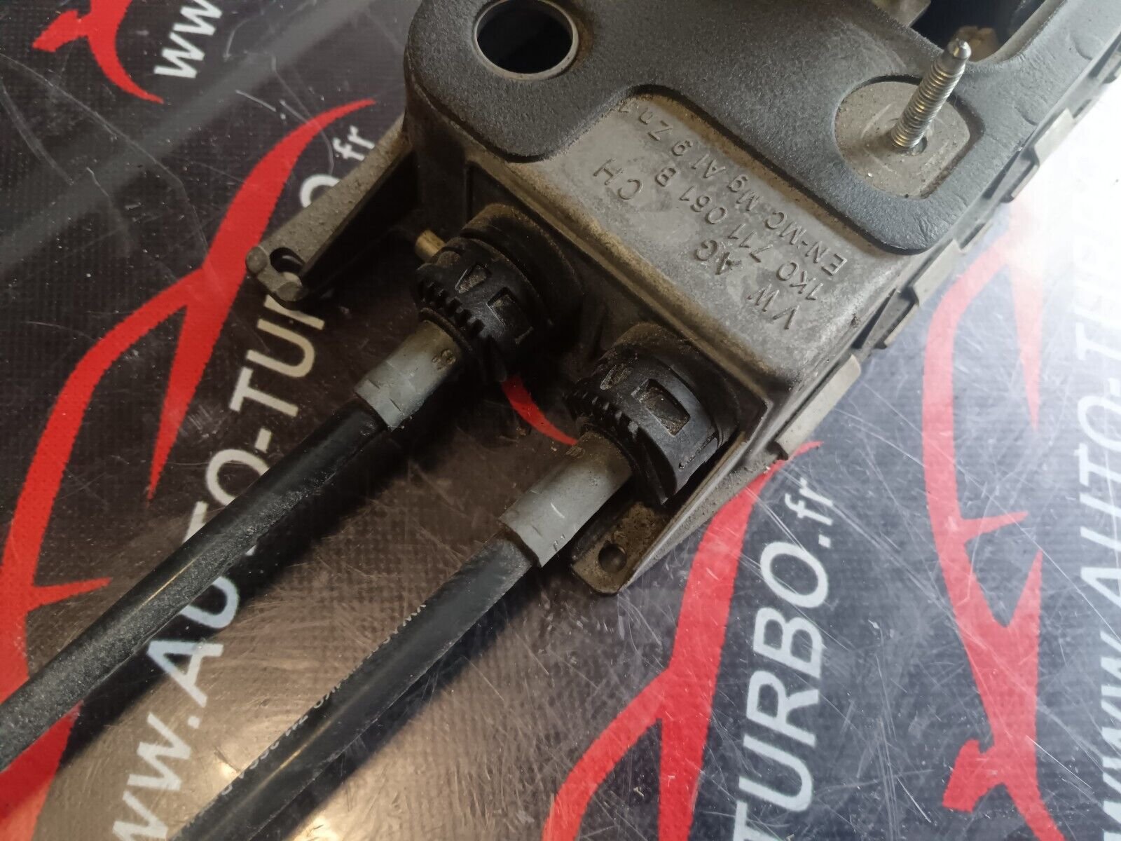 LEVIER DE VITESSE VOLKSWAGEN EOS REFERENCE : 1K0711061B