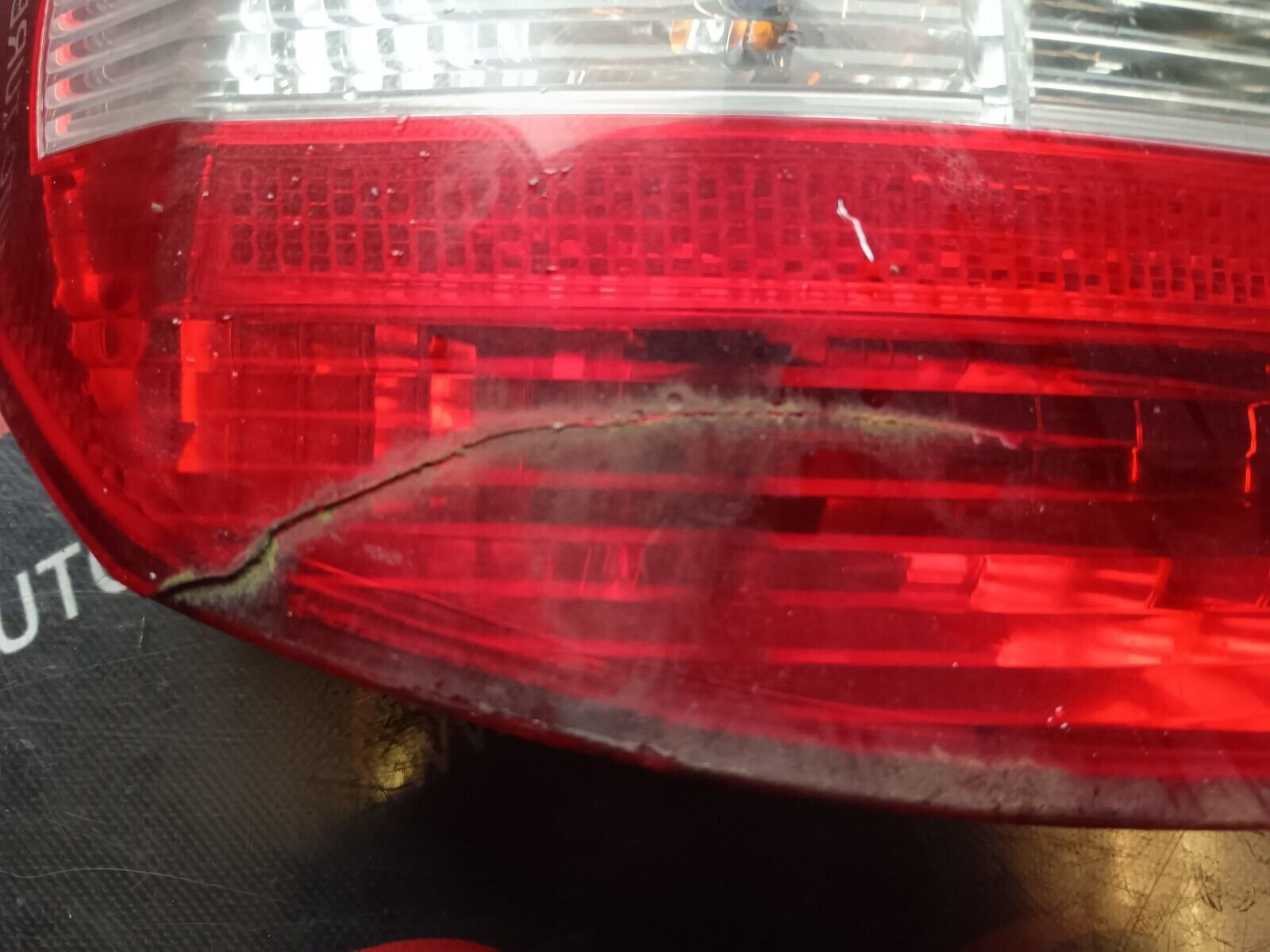 FEU ARRIERE GAUCHE ABIME BMW SERIE 1 REFERENCE: 0397035