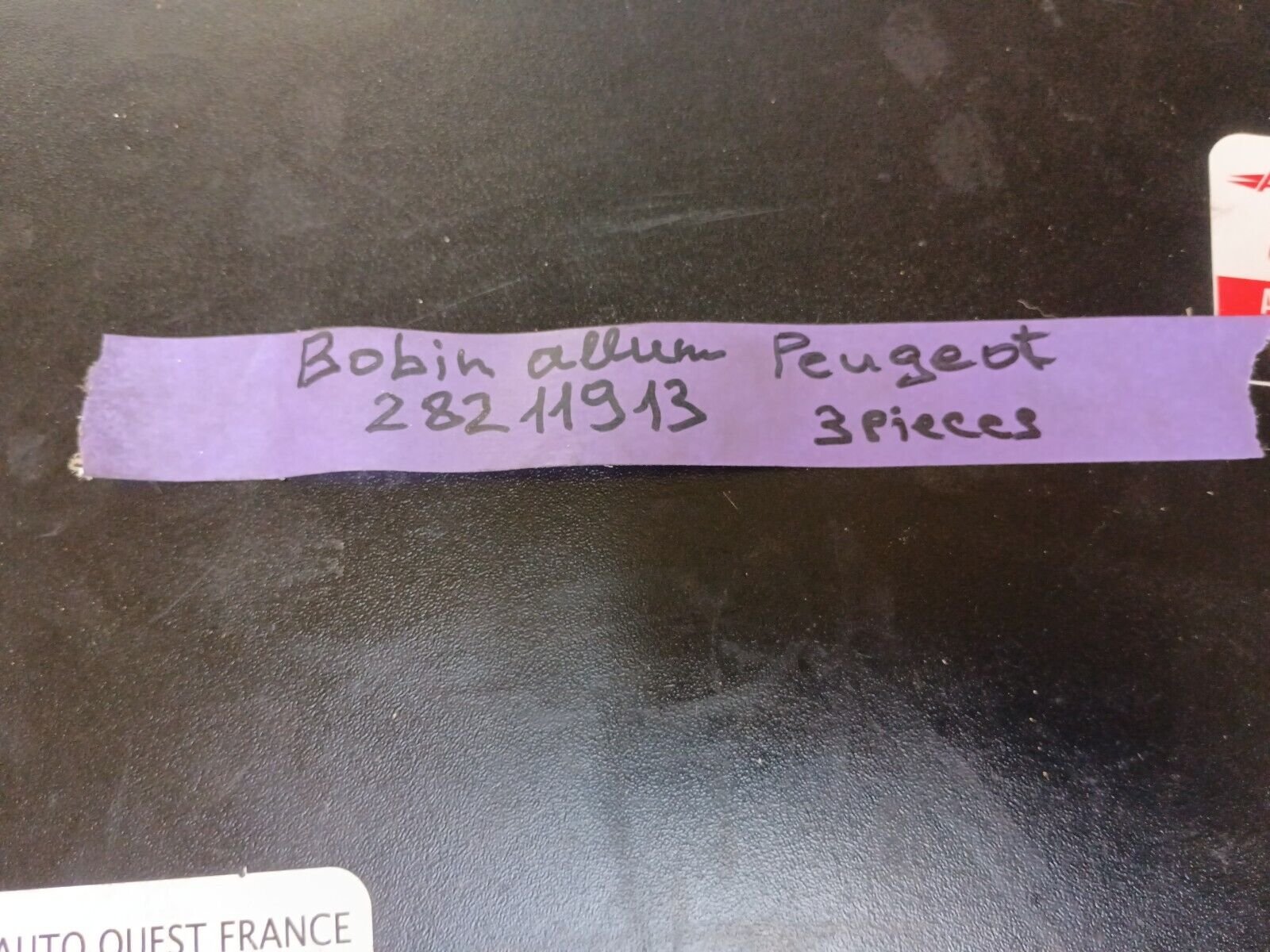 BOBINE D'ALLUMAGE PEUGEOT 208 REFERENCE: 28211913