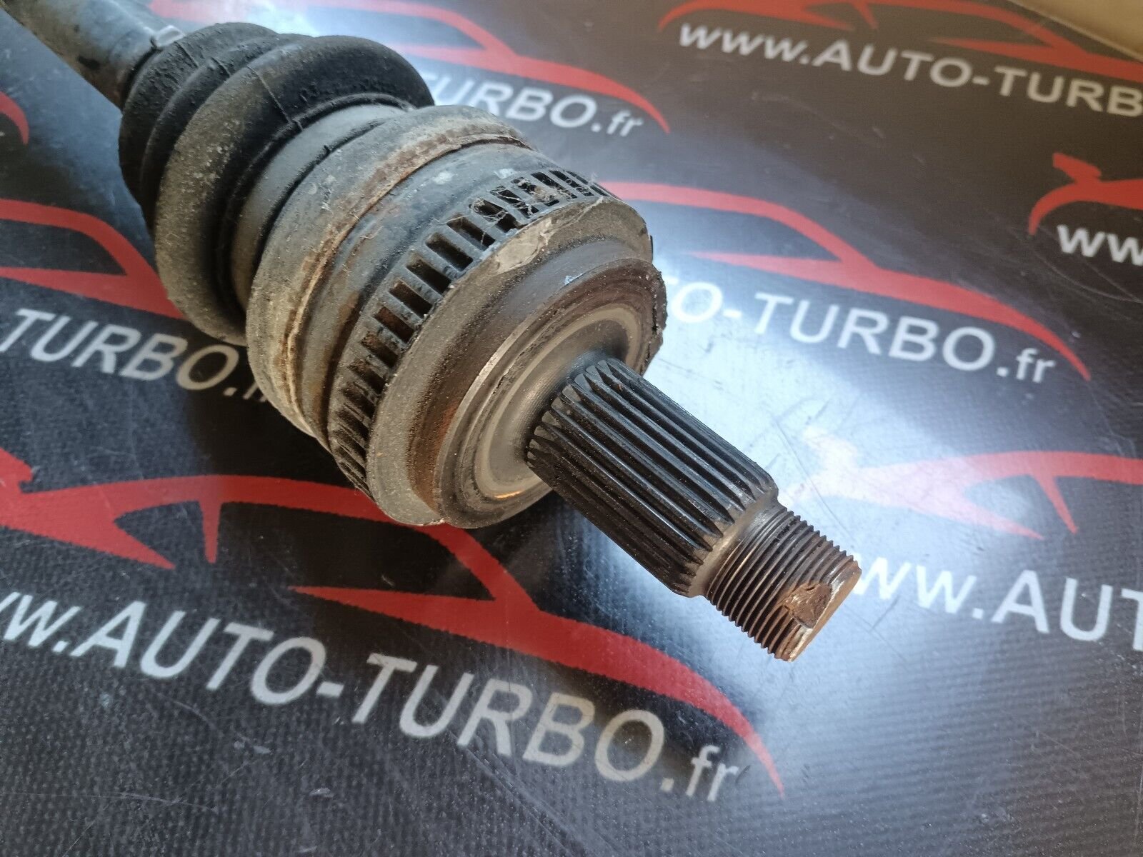 CARDAN ARRIERE GAUCHE BMW SERIE 1 120i