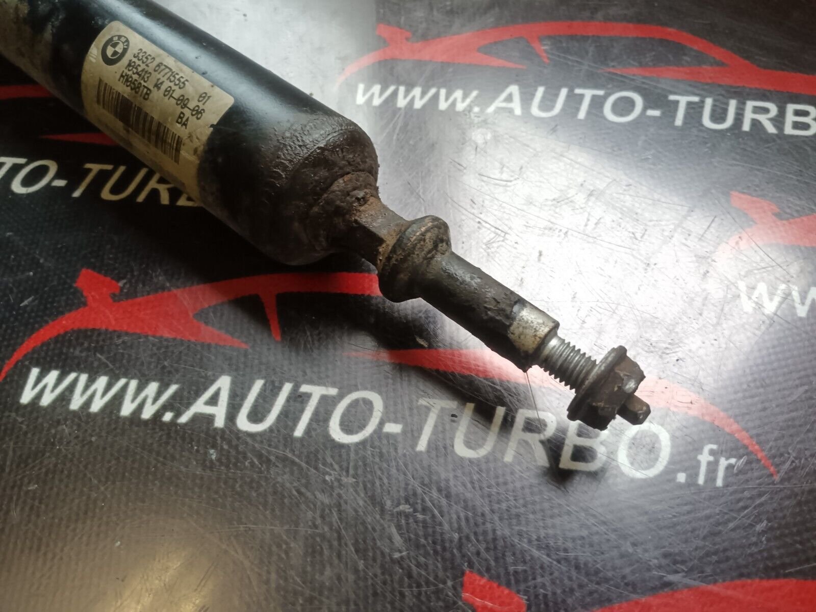 AMORTISSEUR ARRIERE GAUCHE  BMW SERIE 1 E87 3352 6771555