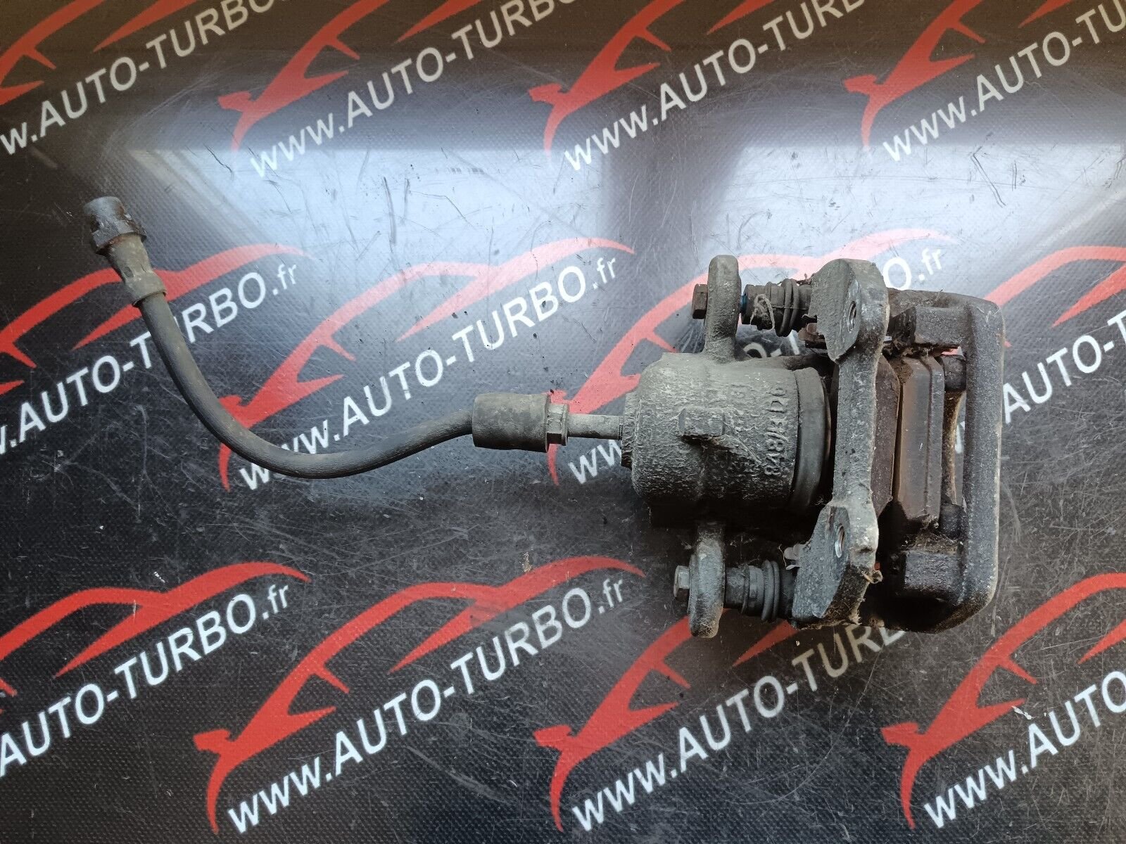 ETRIER ARRIERE GAUCHE BMW SERIE 1 120i