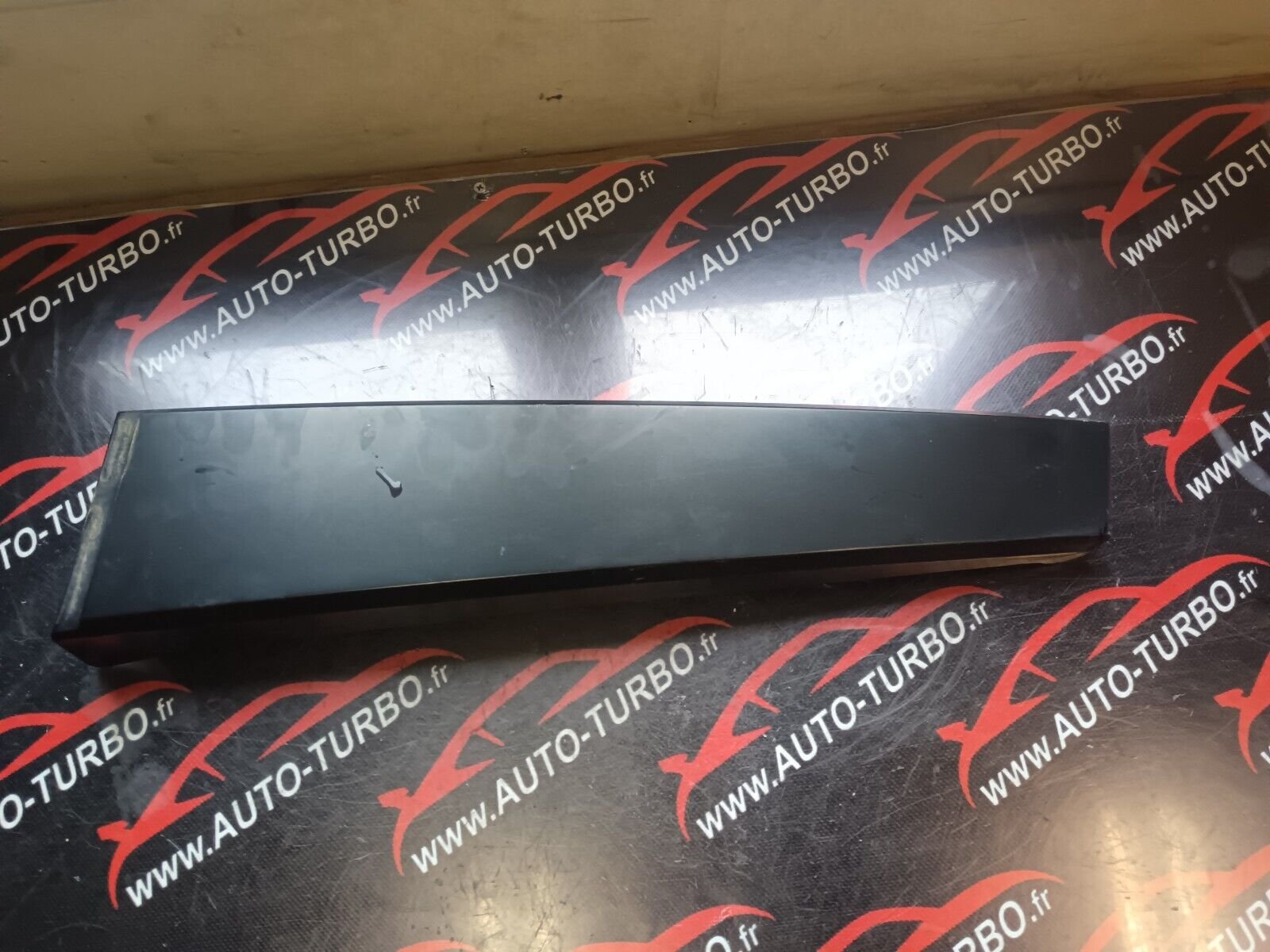 MOULURE DROIT CITROEN C4 PICASSO REFERENCE: 9659037480