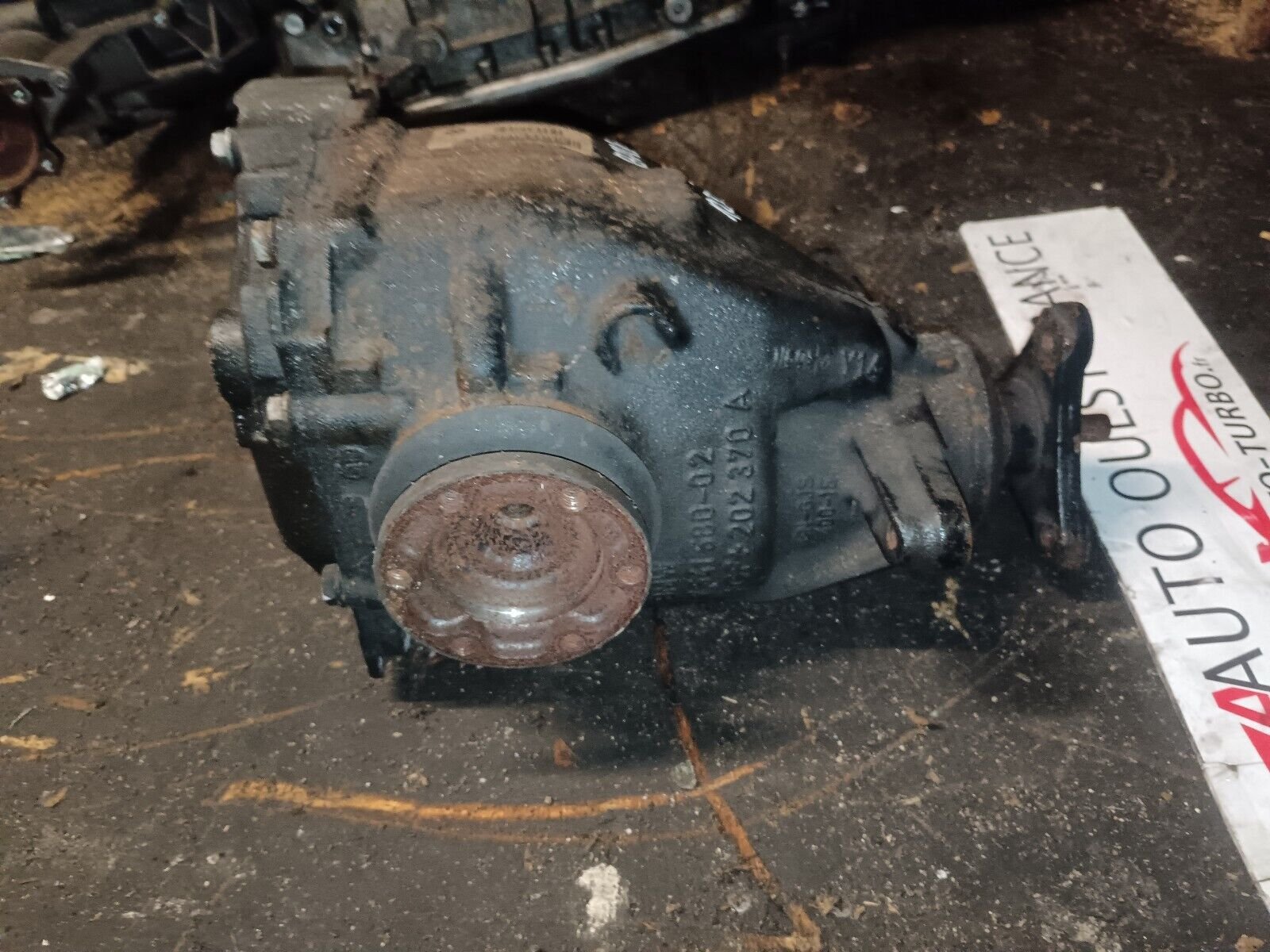 PONT ARRIERE BMW SERIE 1 120D ET SERIE 3 320D REFERENCE: 7566225