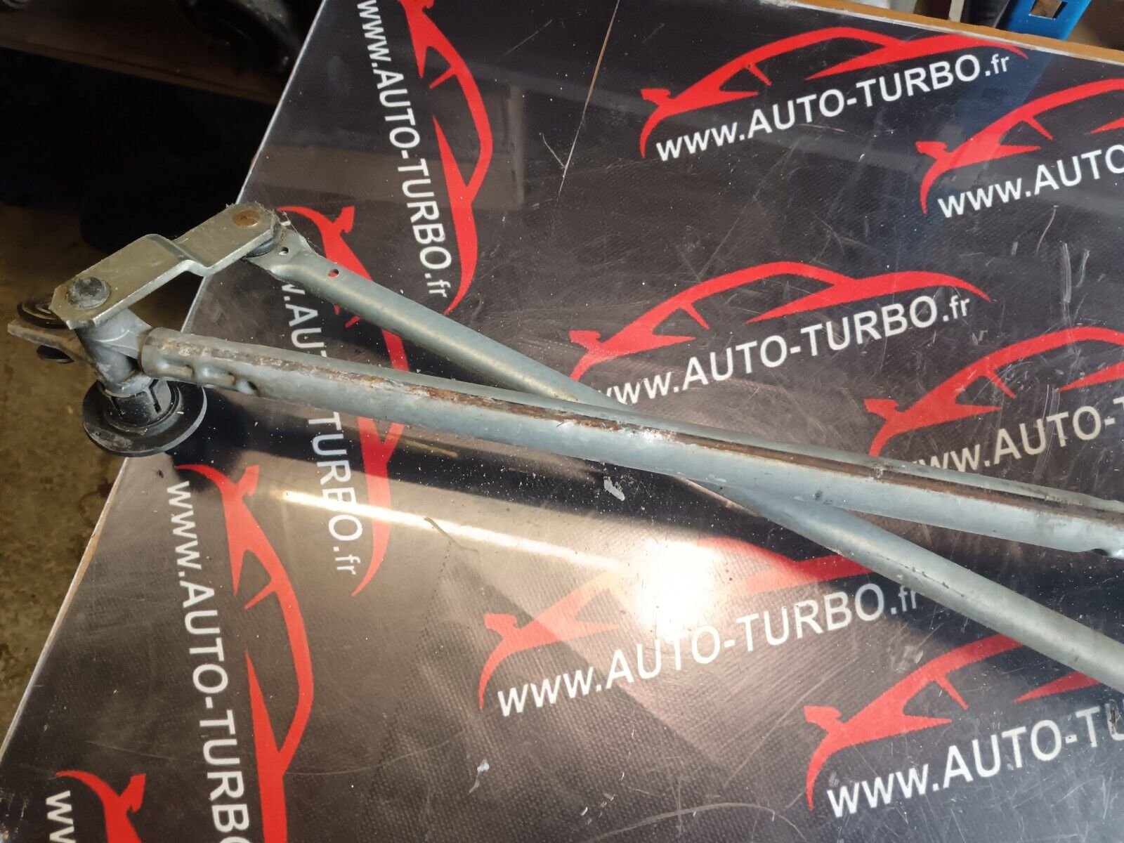 MOTEUR ESSUIE GLACE OPEL ASTRA J REFERENCE: 1397220623