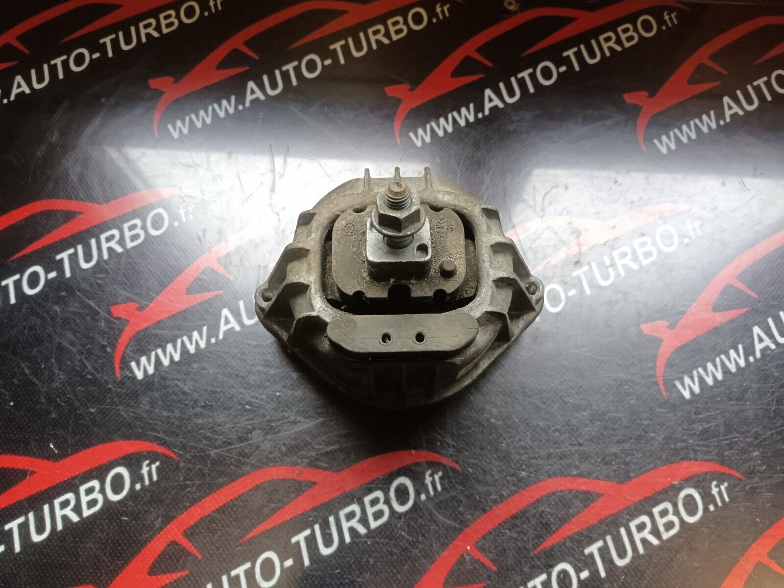 SUPPORT MOTEUR  AVANT GAUCHE  BMW SERIE   E81/E87/E90 13981112