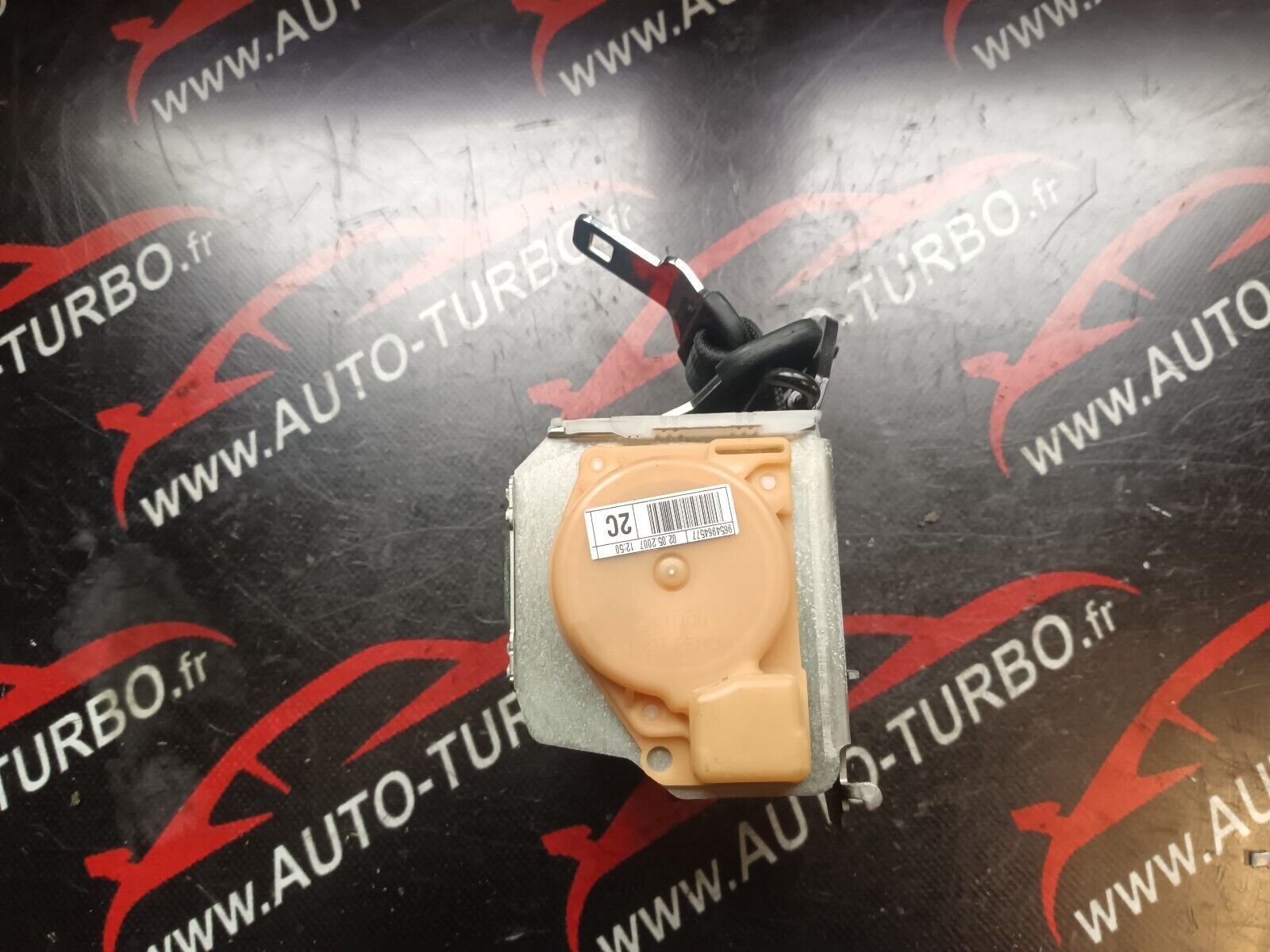 CEINTURE DE SECURITE ARRIERE CENTRALE CITROEN C4 PICASSO REFERENCE: 9654964577