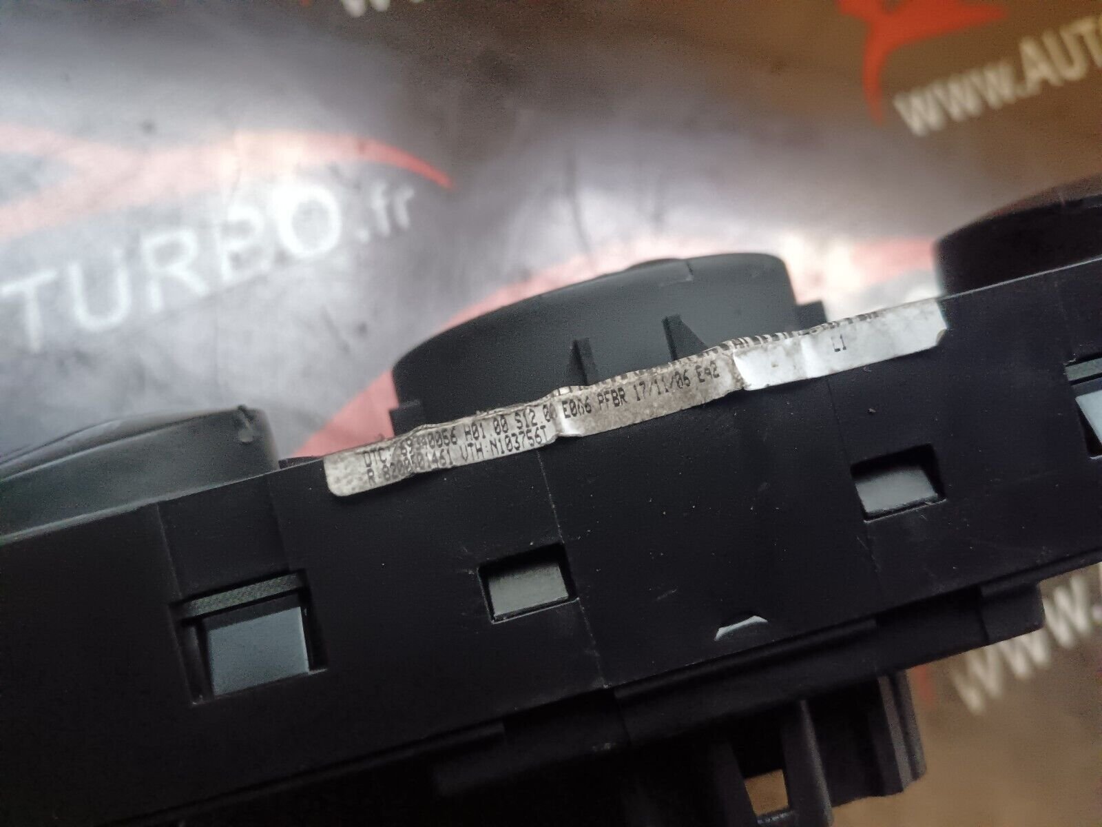 COMMANDE CHAUFFAGE RENAULT SCENIC 2 REFERENCE: 8200501461