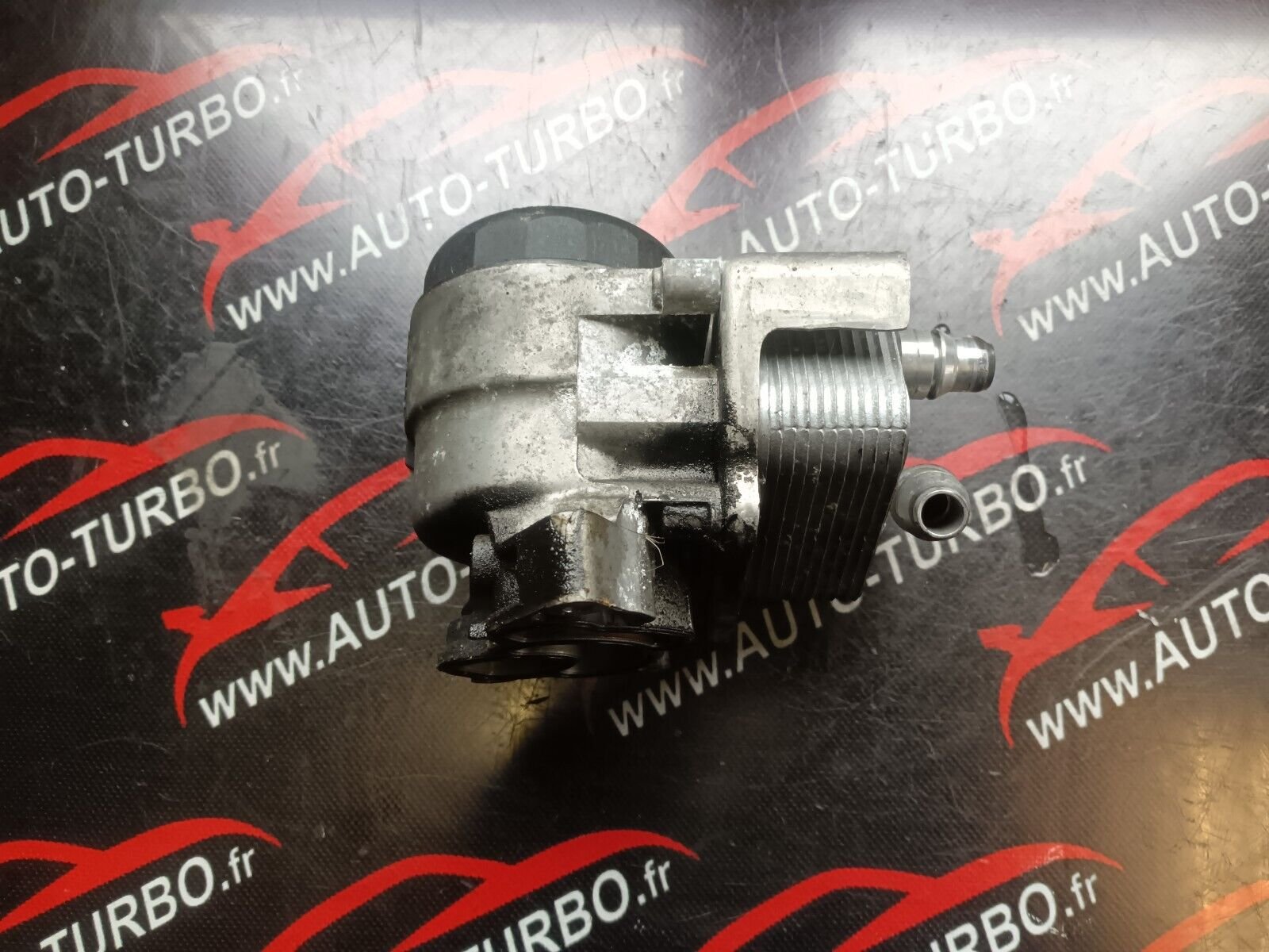 SUPPORT REFROIDISSEUR FILTRE A HUILE BMW SERIE 1 E87 7505203 , B8316000