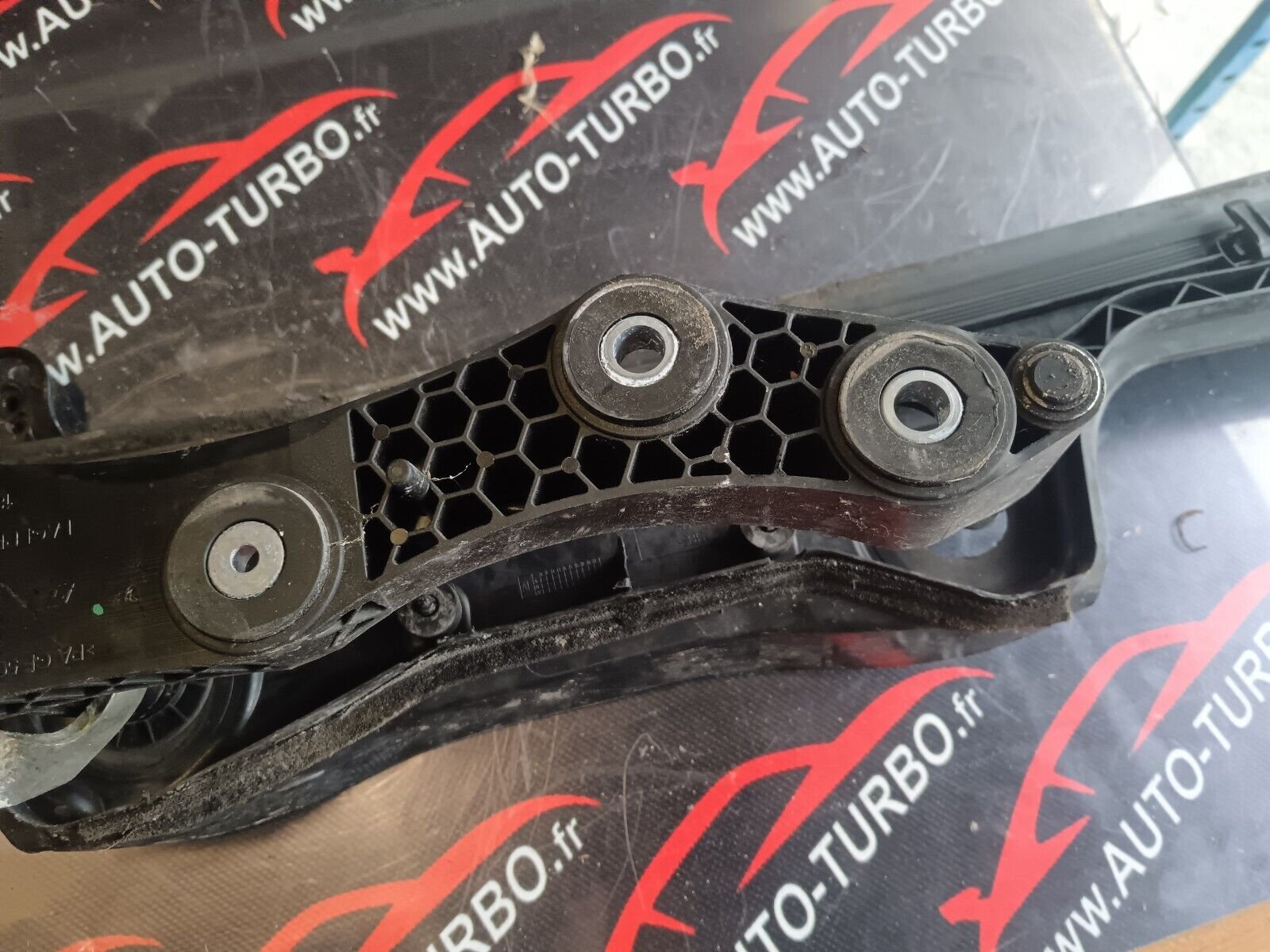 MOTEUR ESSUIE GLACE BMW 525 E60 REFERENCE: 6987477501