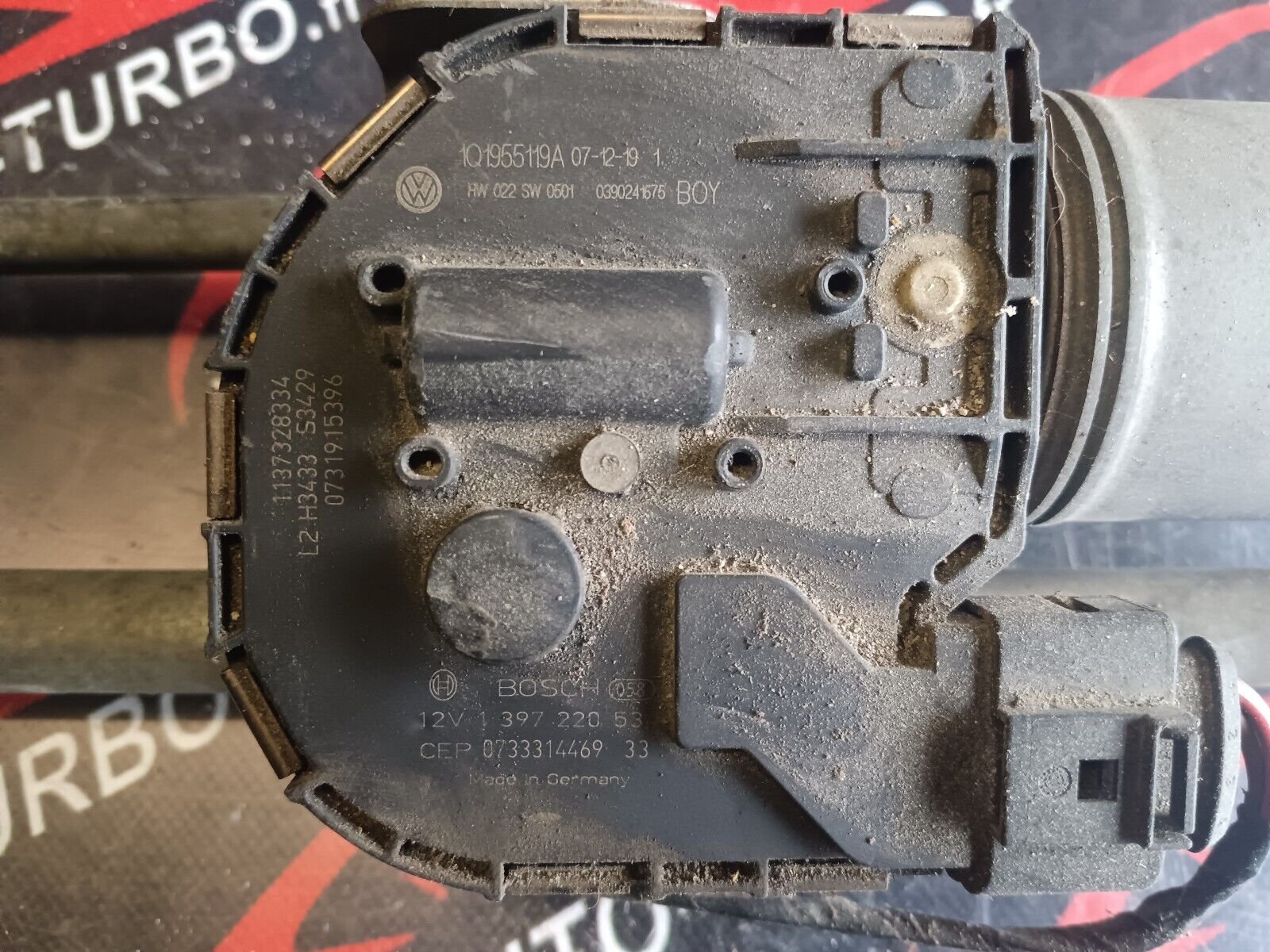 MOTEUR ESSUIE GLACE VOLKSWAGEN EOS REFERENCE: 1Q1955119A