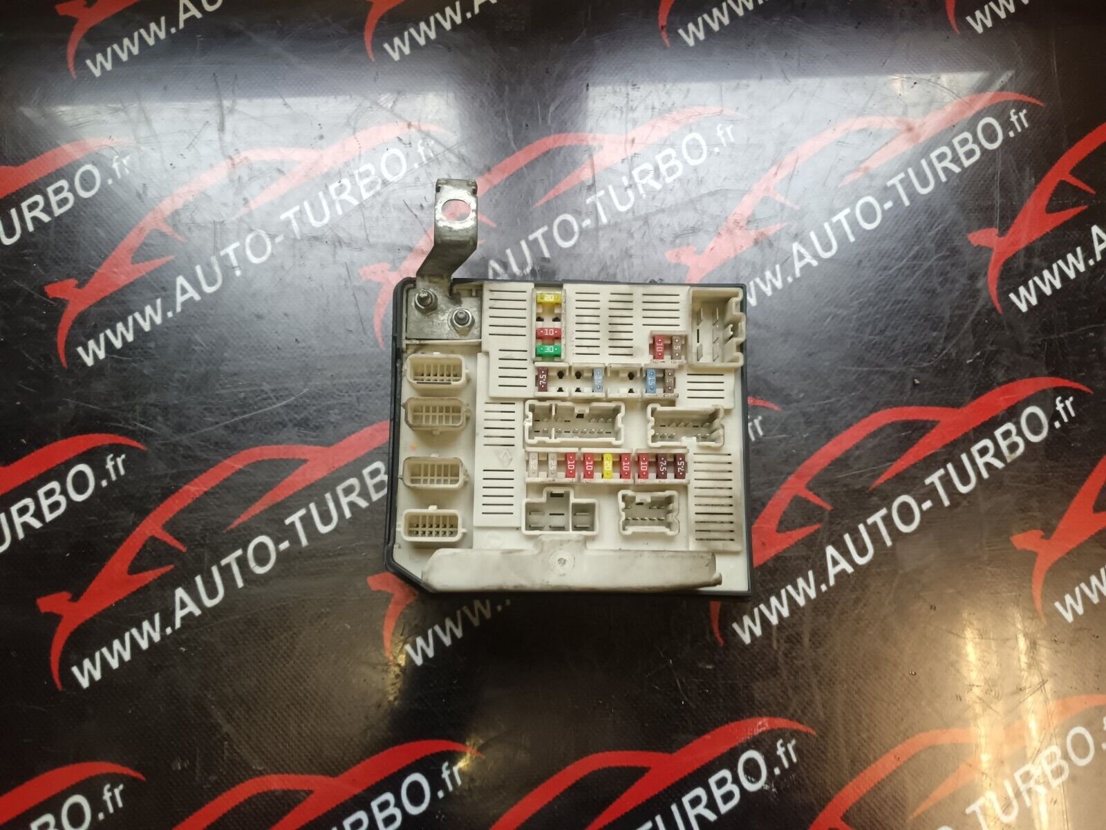 BOITIER UPC/BSM RENAULT SCENIC 2 REFERENCE: 8200481866