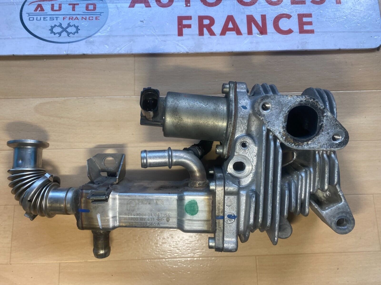 8200360566A H 7700 107 471 REFROIDISSEUR VANNE EGR  POUR RENAULT 1.9 DCI