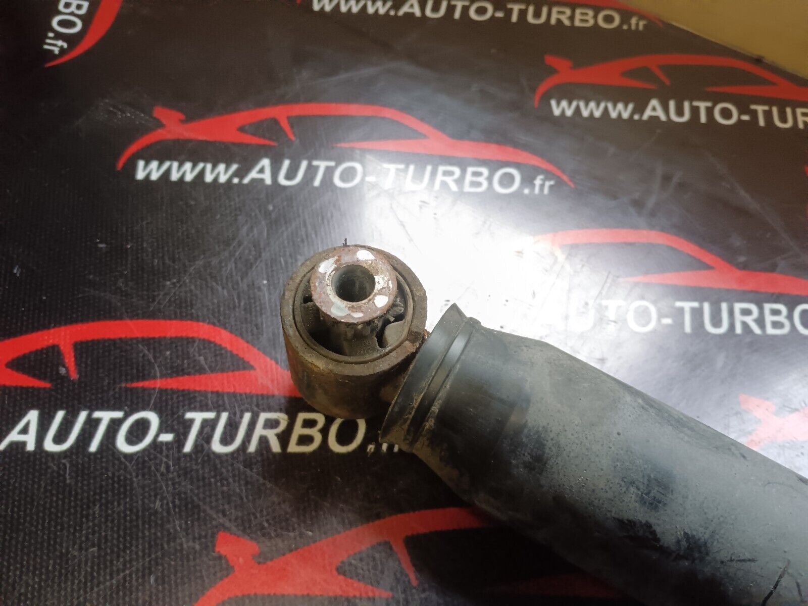 AMORTISSEUR ARRIERE DROIT RENAULT SCENIC 2