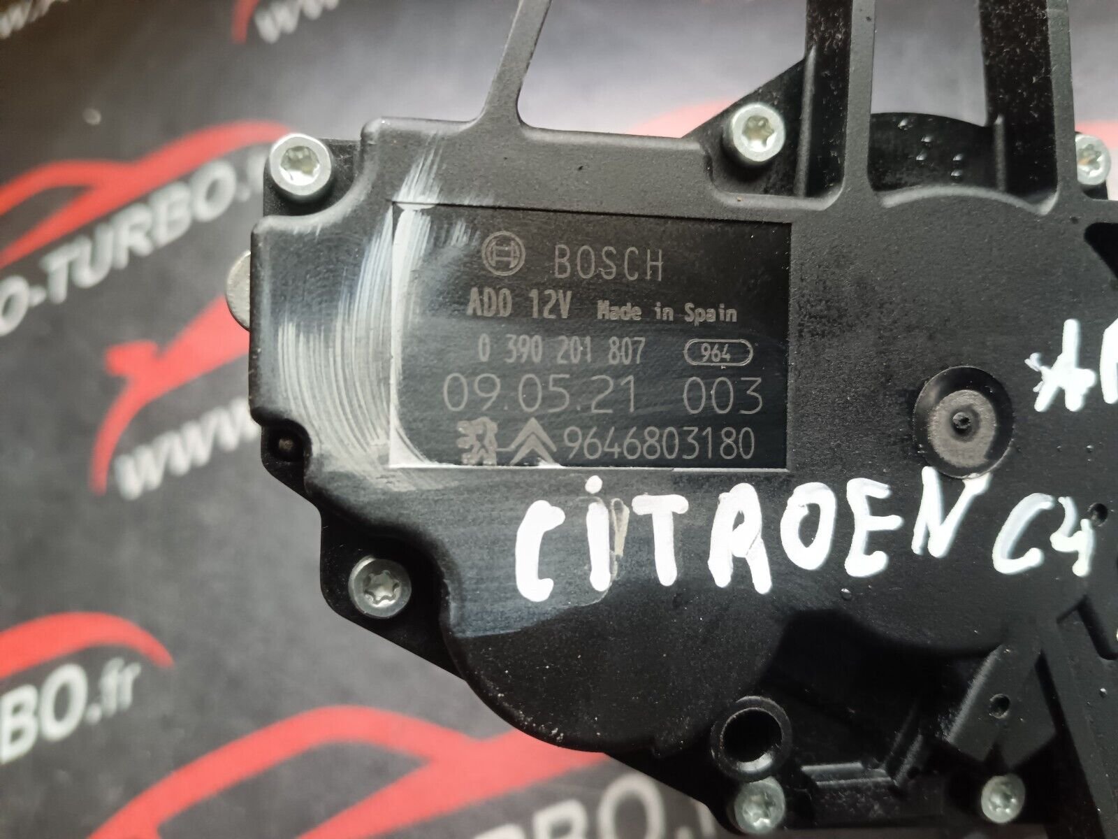 MOTEUR ESSUIE GLACE ARRIERE CITROEN C4 REFERENCE: 9646803180