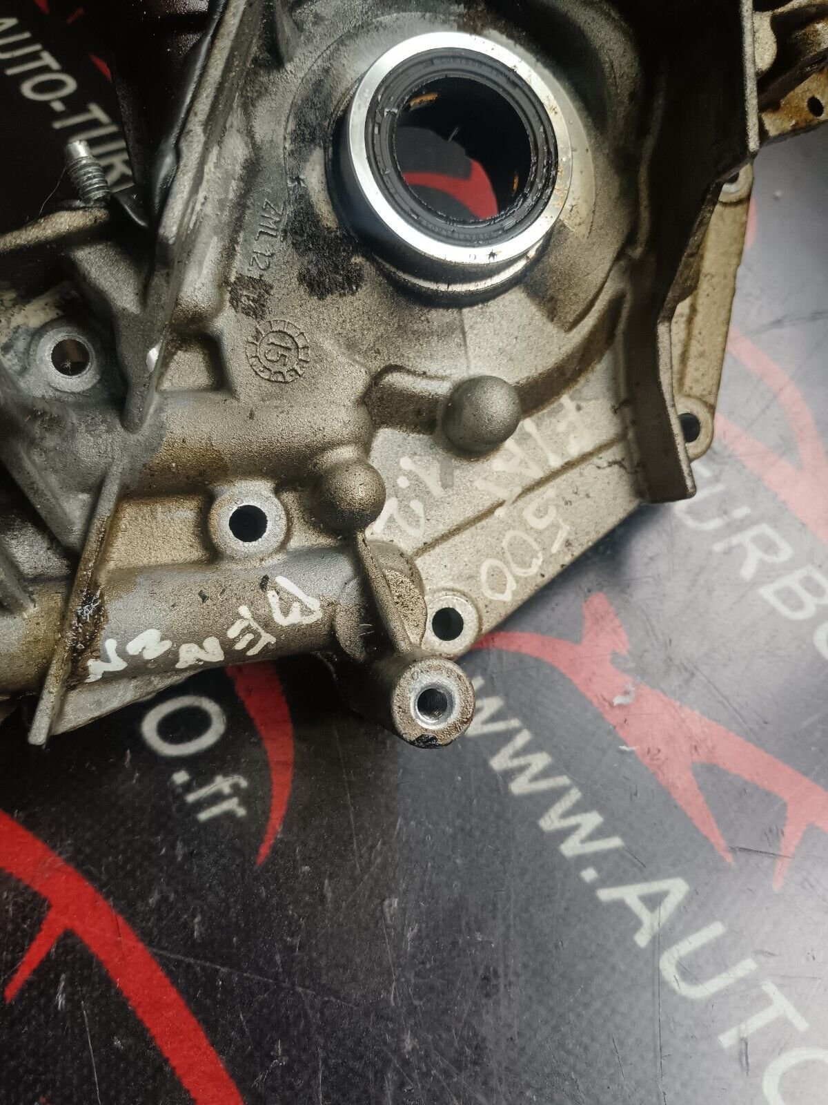 POMPE A HUILE FIAT 500 1.2 ESSENCE REFERENCE: 55195304