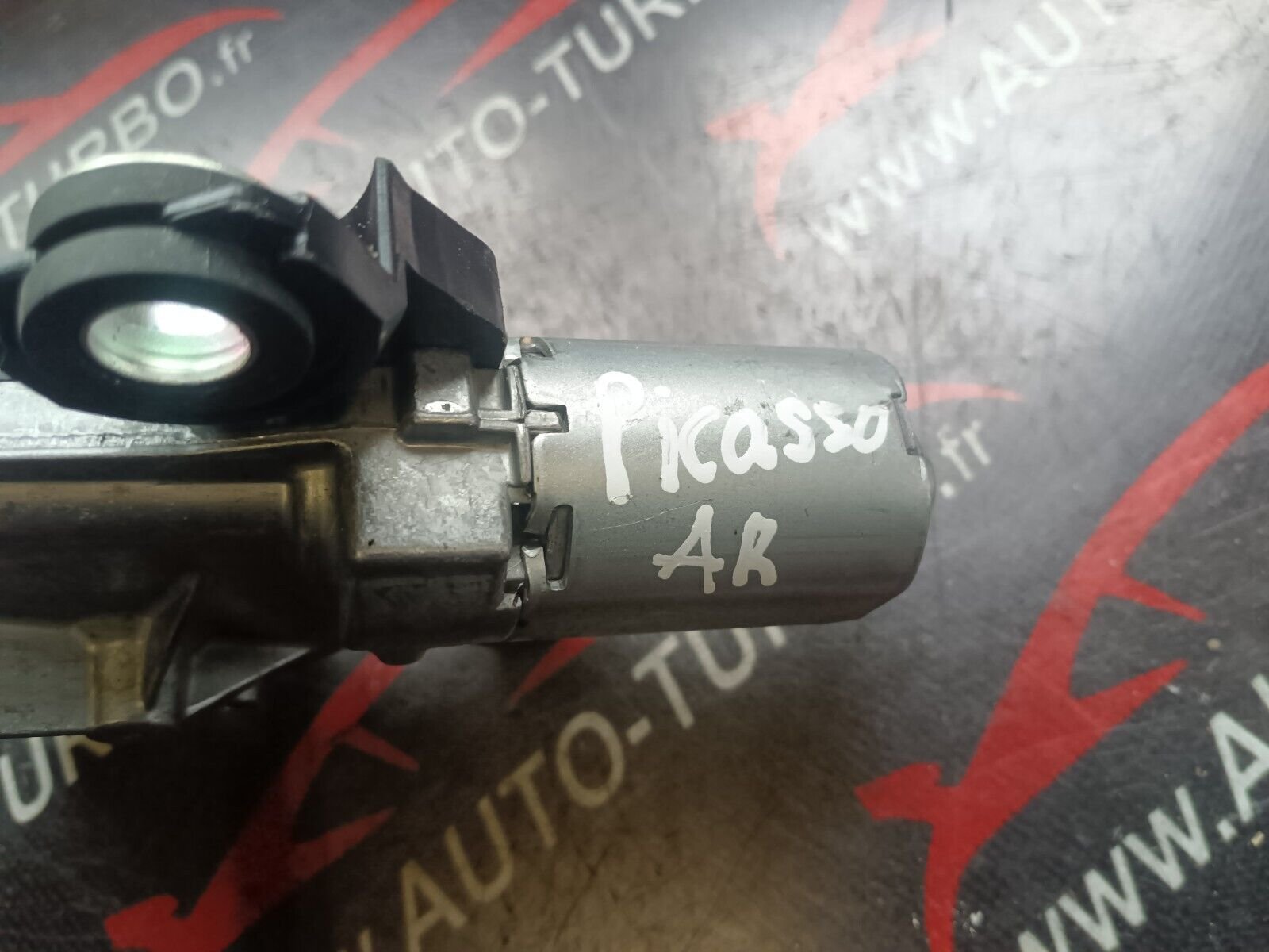 MOTEUR ESSUIE GLACE ARRIERE CITROEN C4 PICASSO REFERENCE: 9654116380