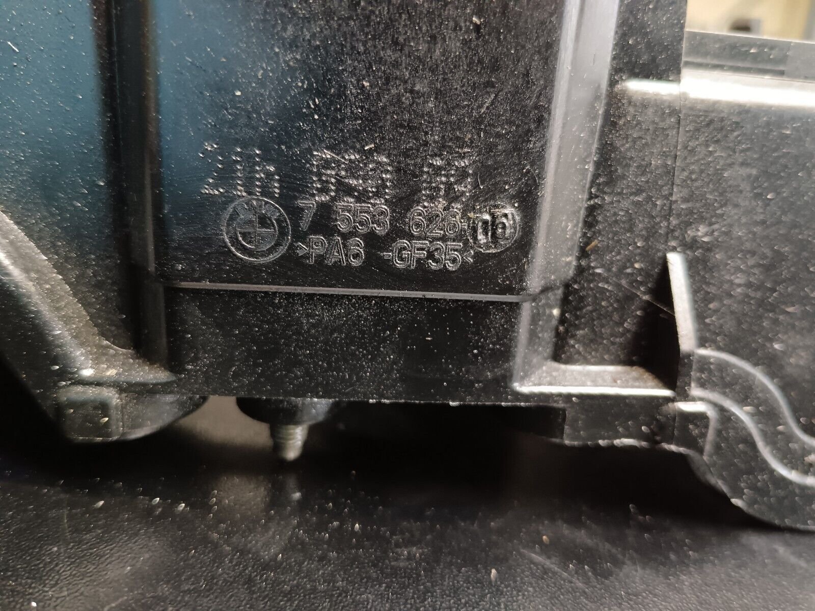 CACHE-CULBUTEURS BMW 2.0 ESSENCE N43 REFERENCE: 7553626