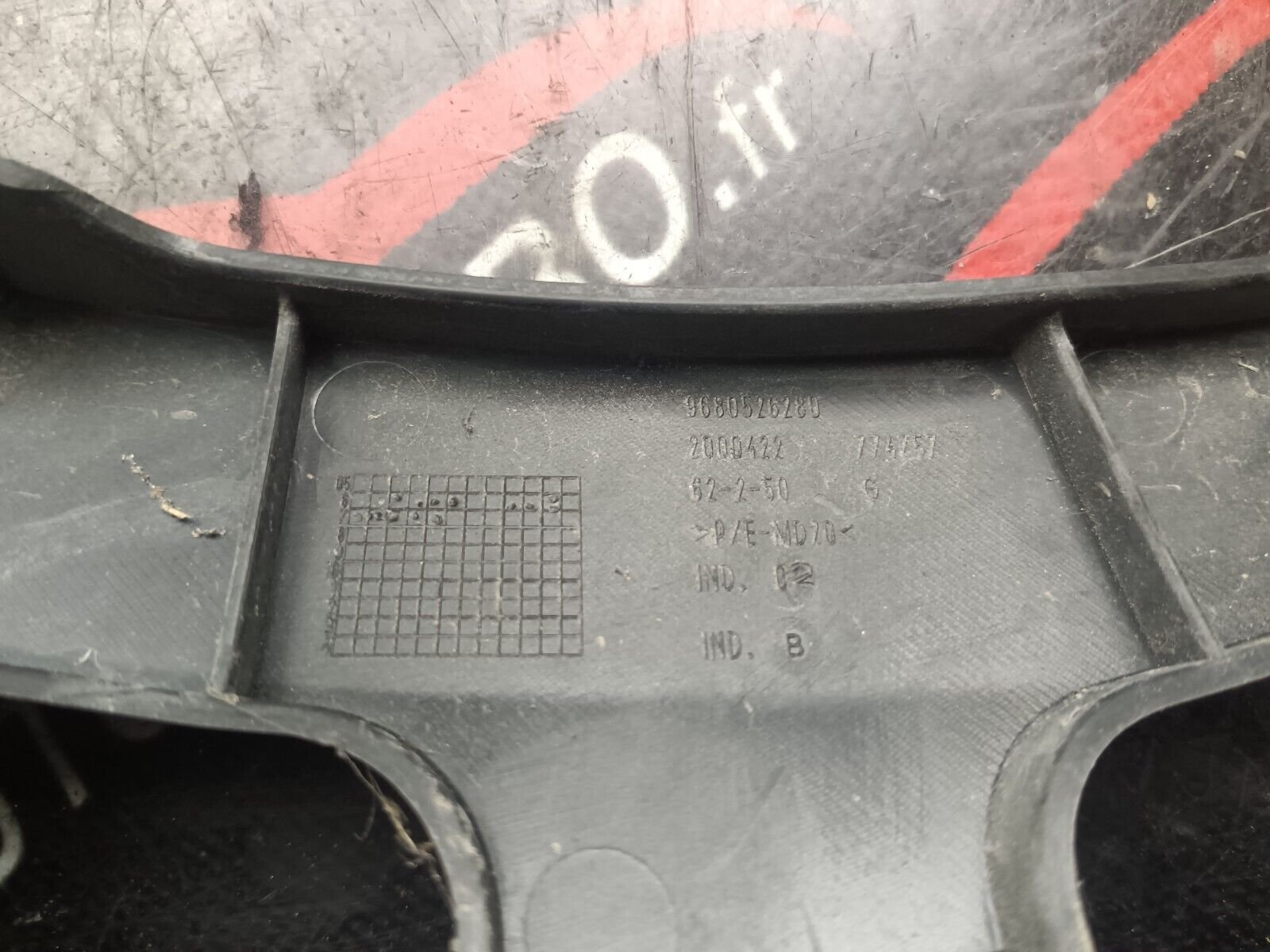 SUPPORT PARE CHOC ARRIERE GAUCHE CITROEN  C4 PICASSO REFERENCE: 9680526280