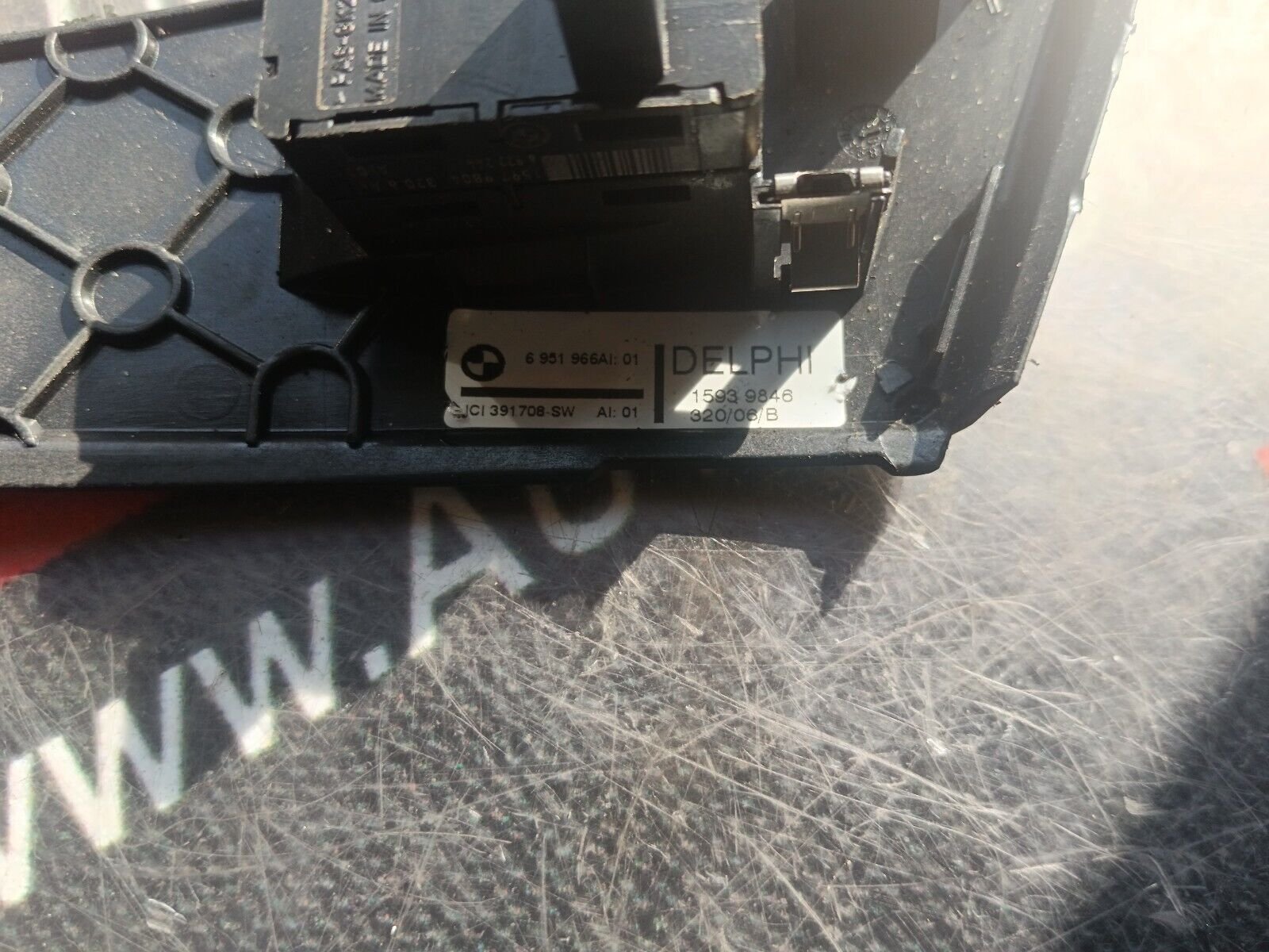 COMMANDE LEVE VITRE ARRIERE GAUCHE BMW 525 E60 REFERENCE: 6951966