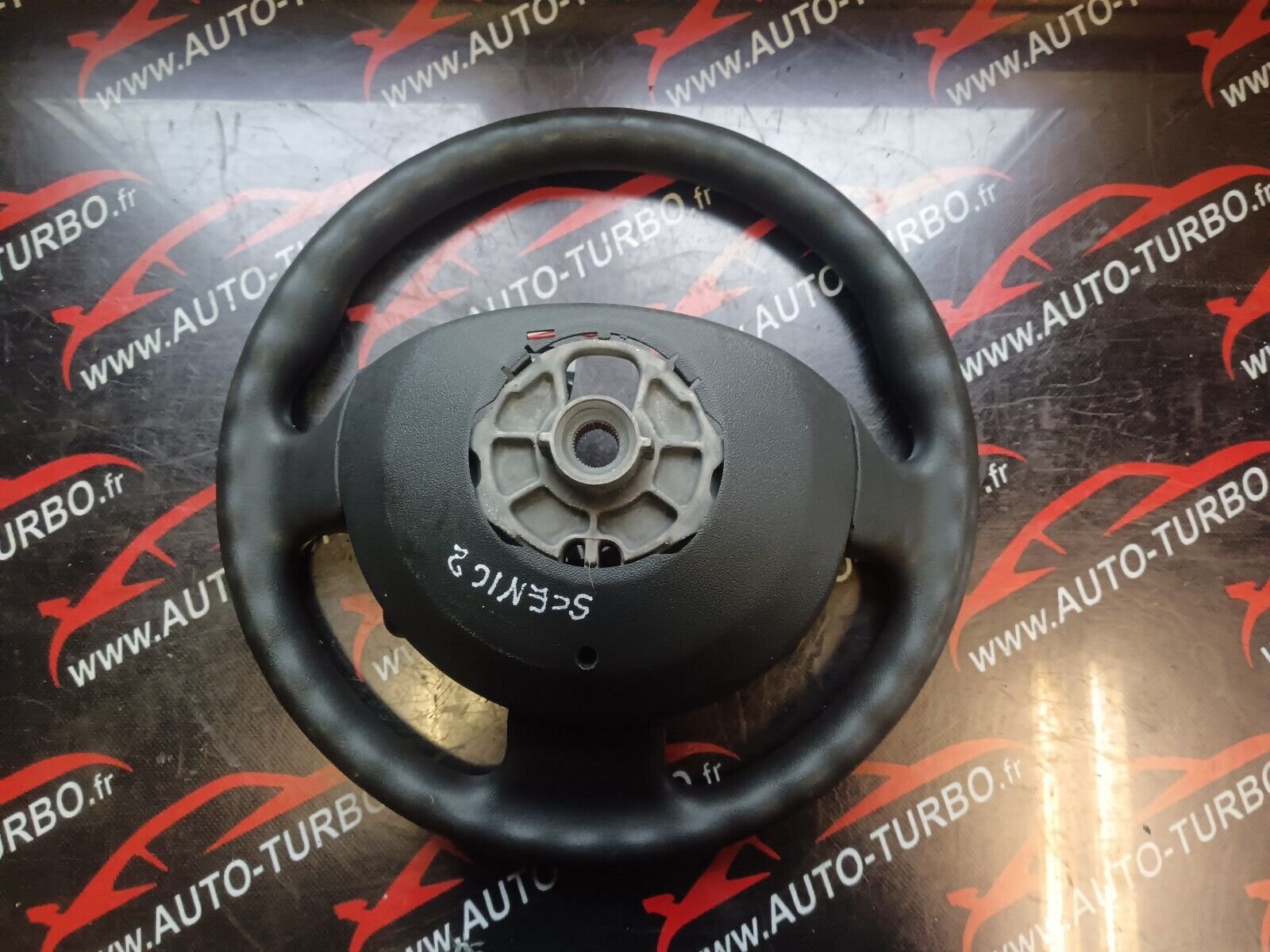 VOLANT EN CUIR RENAULT SCENIC 2 REFERENCE: 8200587074