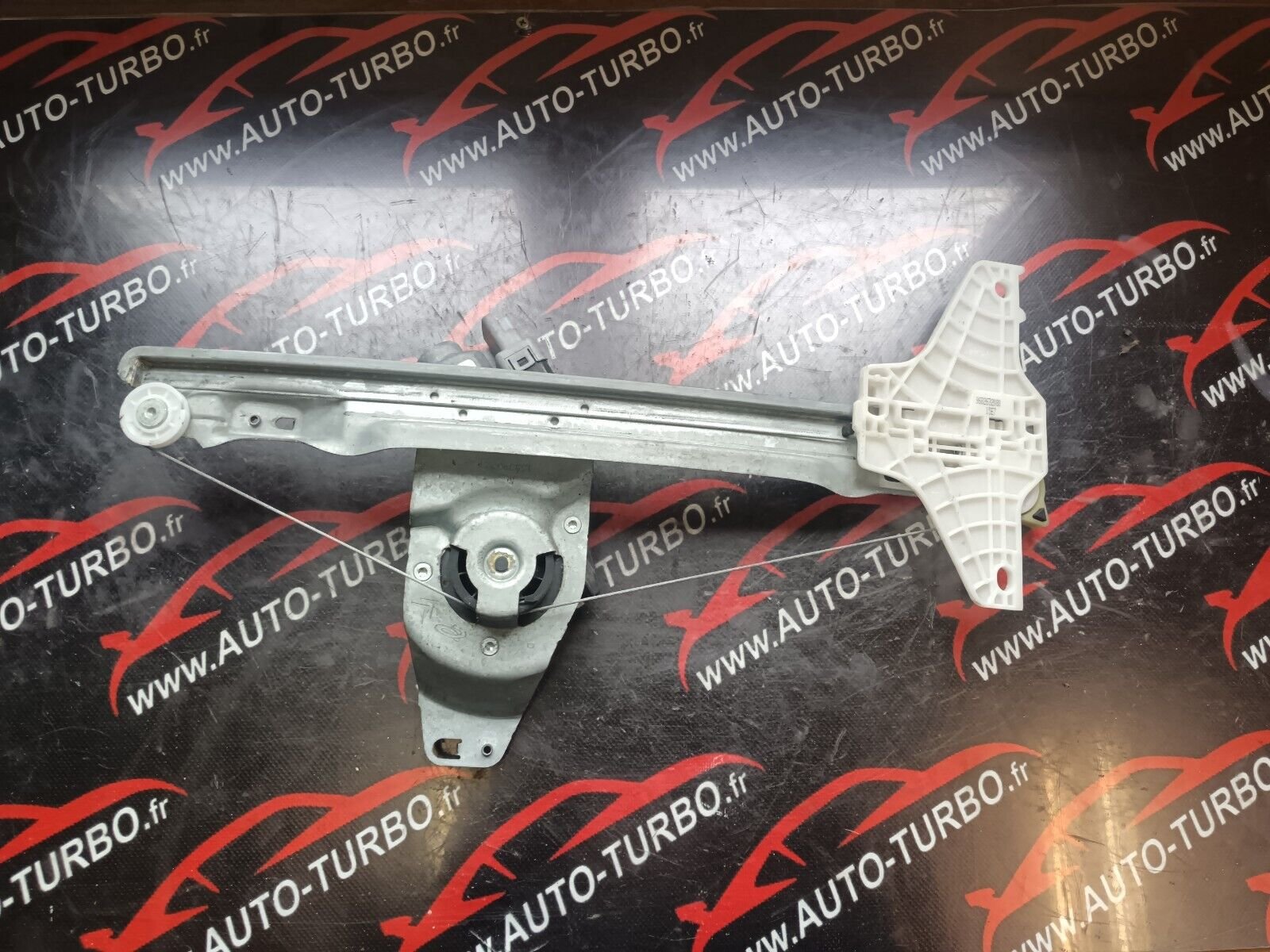 MECHANISME LEVE VITRE ARRIERE DROIT CITROEN  C4 PICASSO REFERENCE: 9682632080