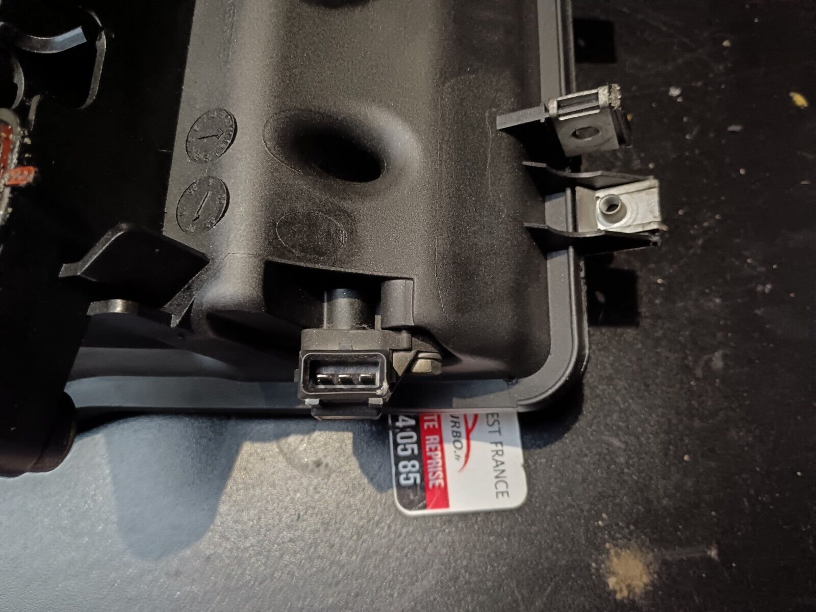 COLLECTEUR D'ADMISSION BMW 320D REFERENCE: 2245942