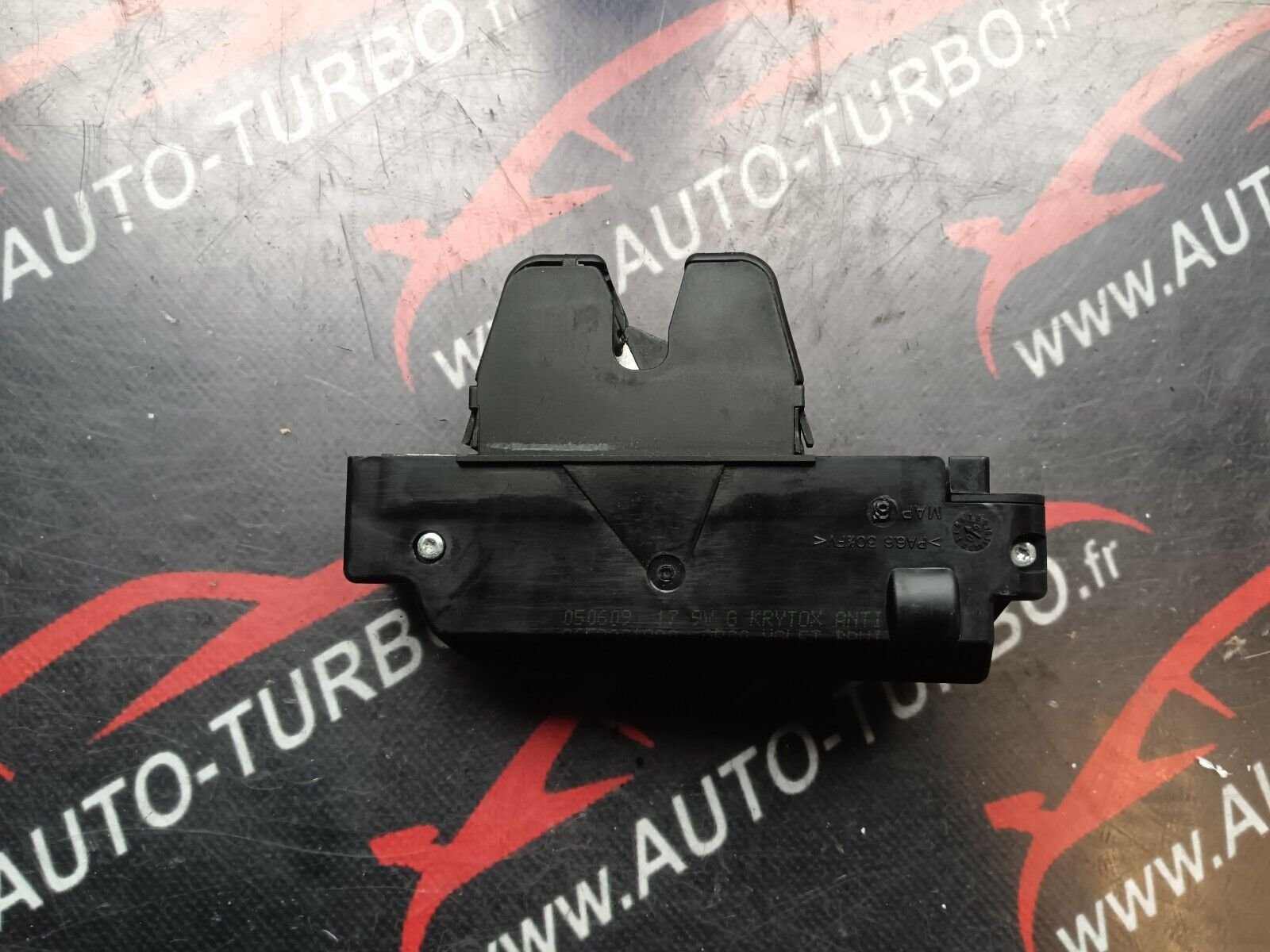 SERRURE DE COFFRE CITROEN C4 REFERENCE: 9652301980
