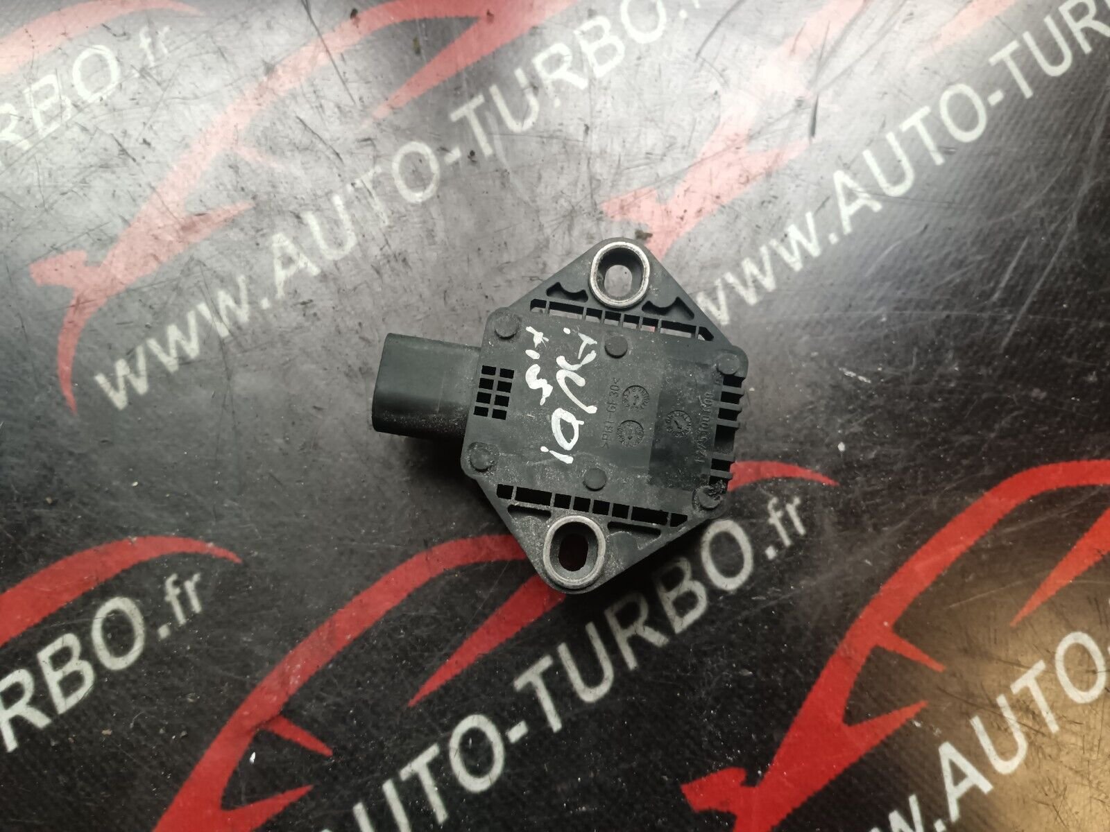 CAPTEUR DE VITESSE DE ROTATION AUDI A5 3.0TDI 240CH REFERENCE: 8K0907637