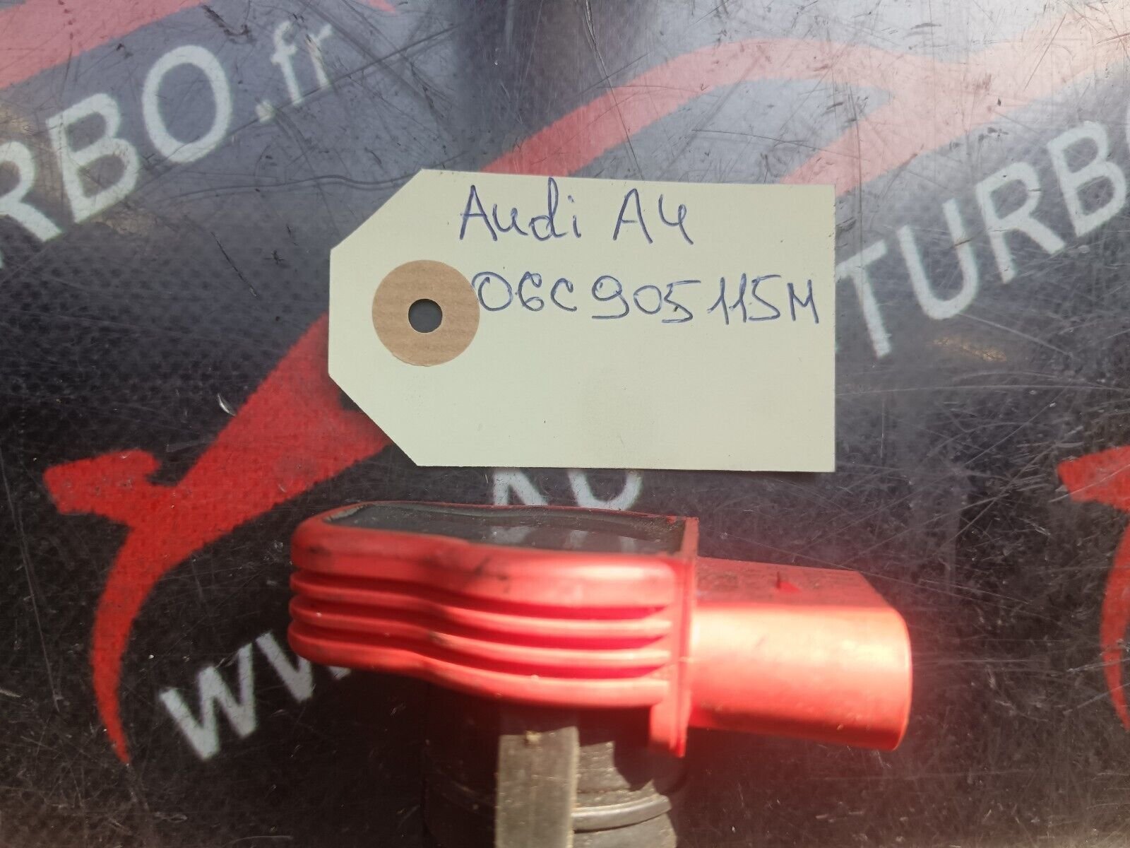 BOBINE D'ALLUMAGE AUDI A4 REFERENCE: 06C905115M