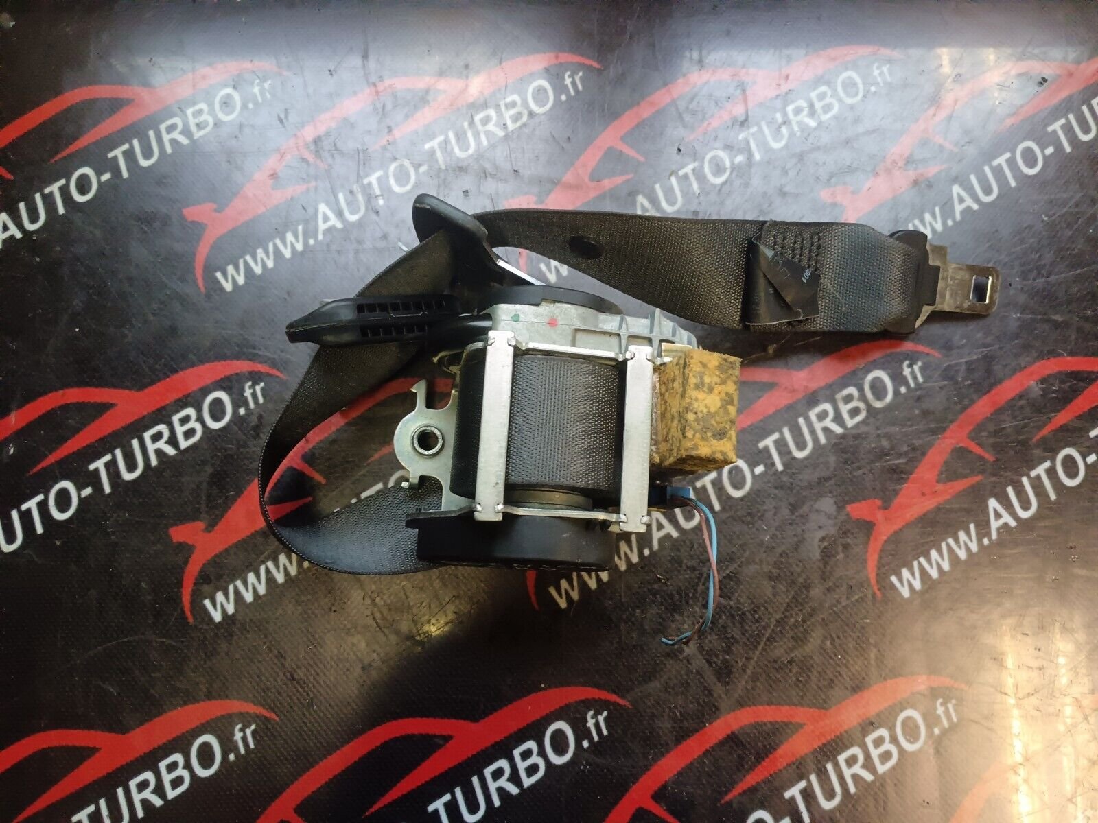 CEINTURE ARRIERE DROIT RENAULT SCENIC 2 REFERENCE: B507744