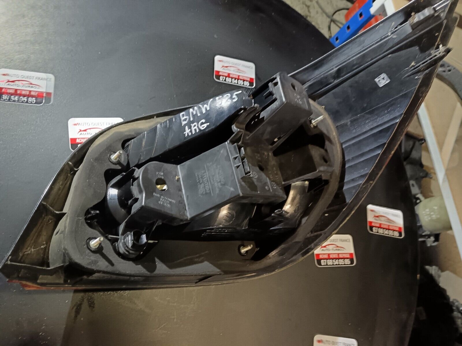 FEU ARRIERE GAUCHE  BMW SERI 5 E60 REFERANCE: 7165737