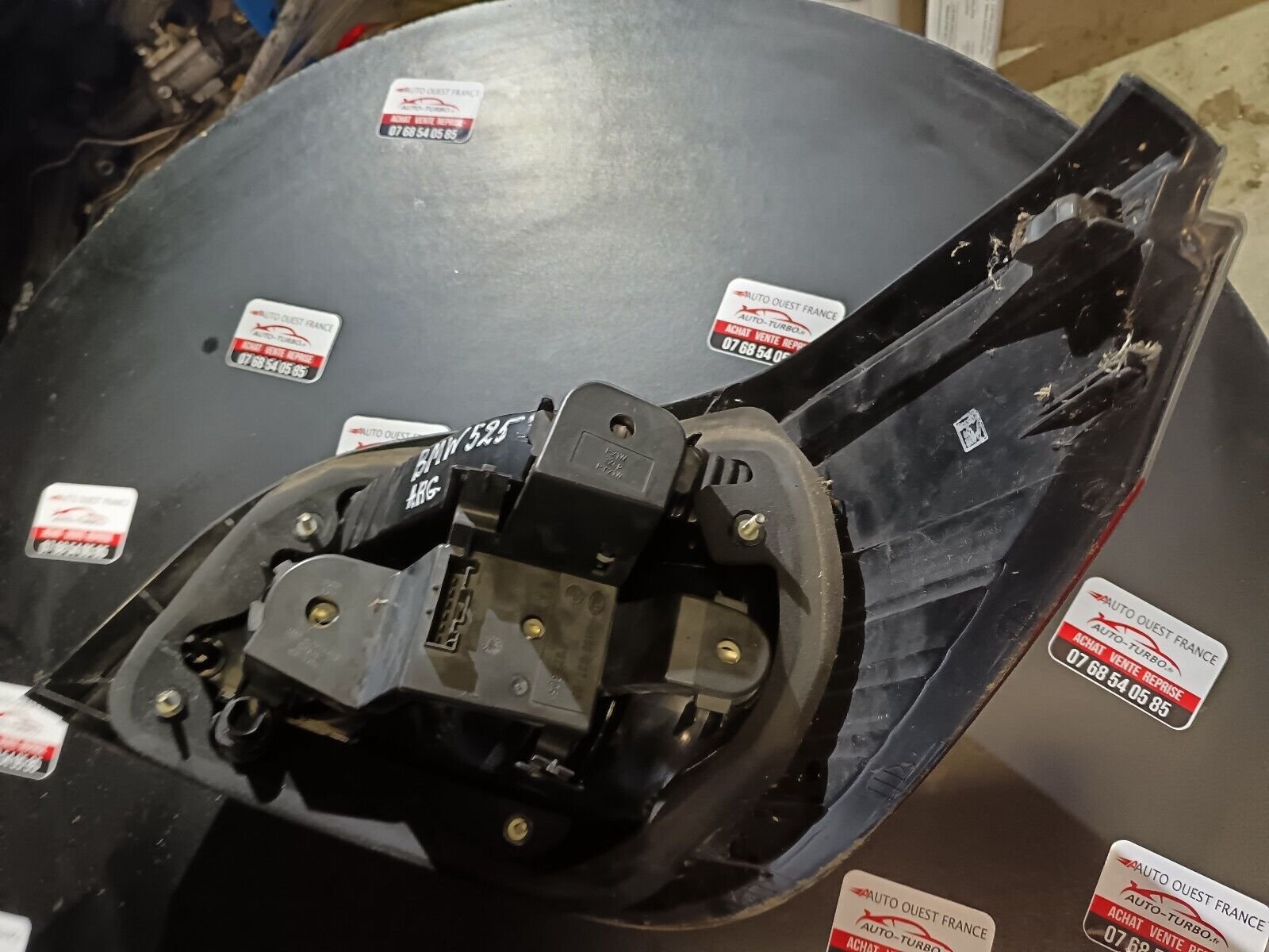 FEU ARRIERE GAUCHE  BMW SERI 5 E60 REFERANCE: 7165737